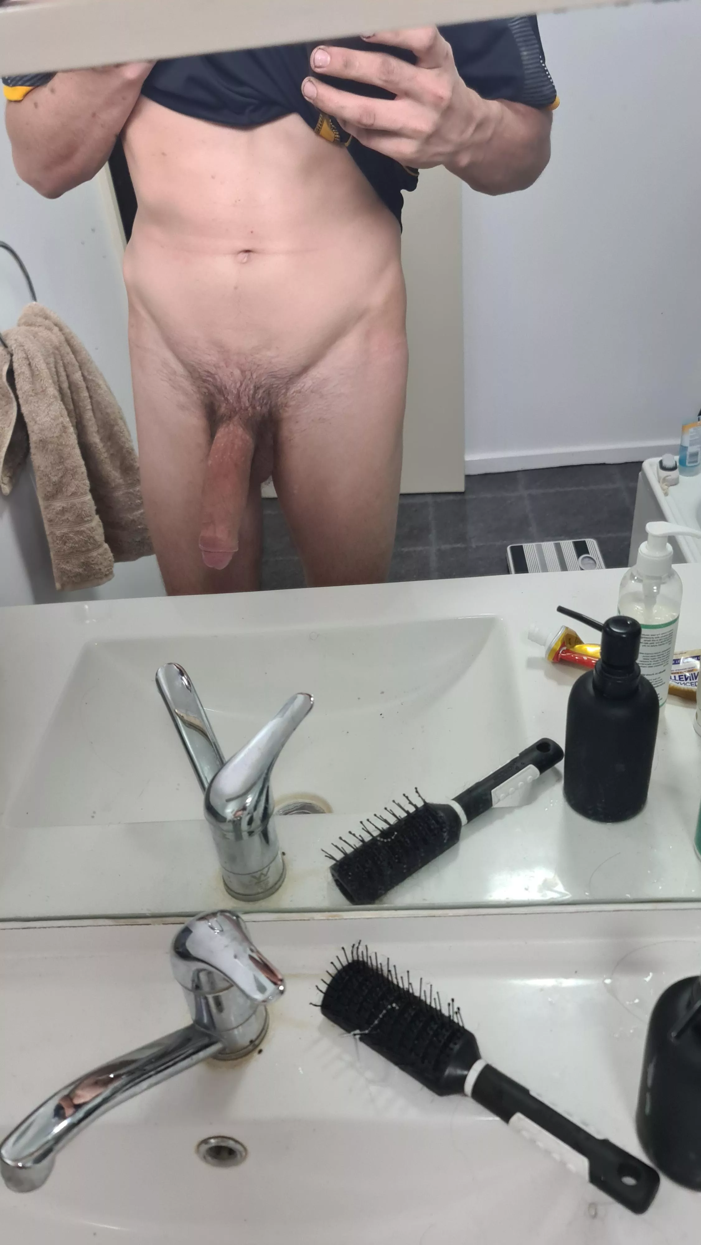 Need a good work out (M) 22 posted by JimnyG