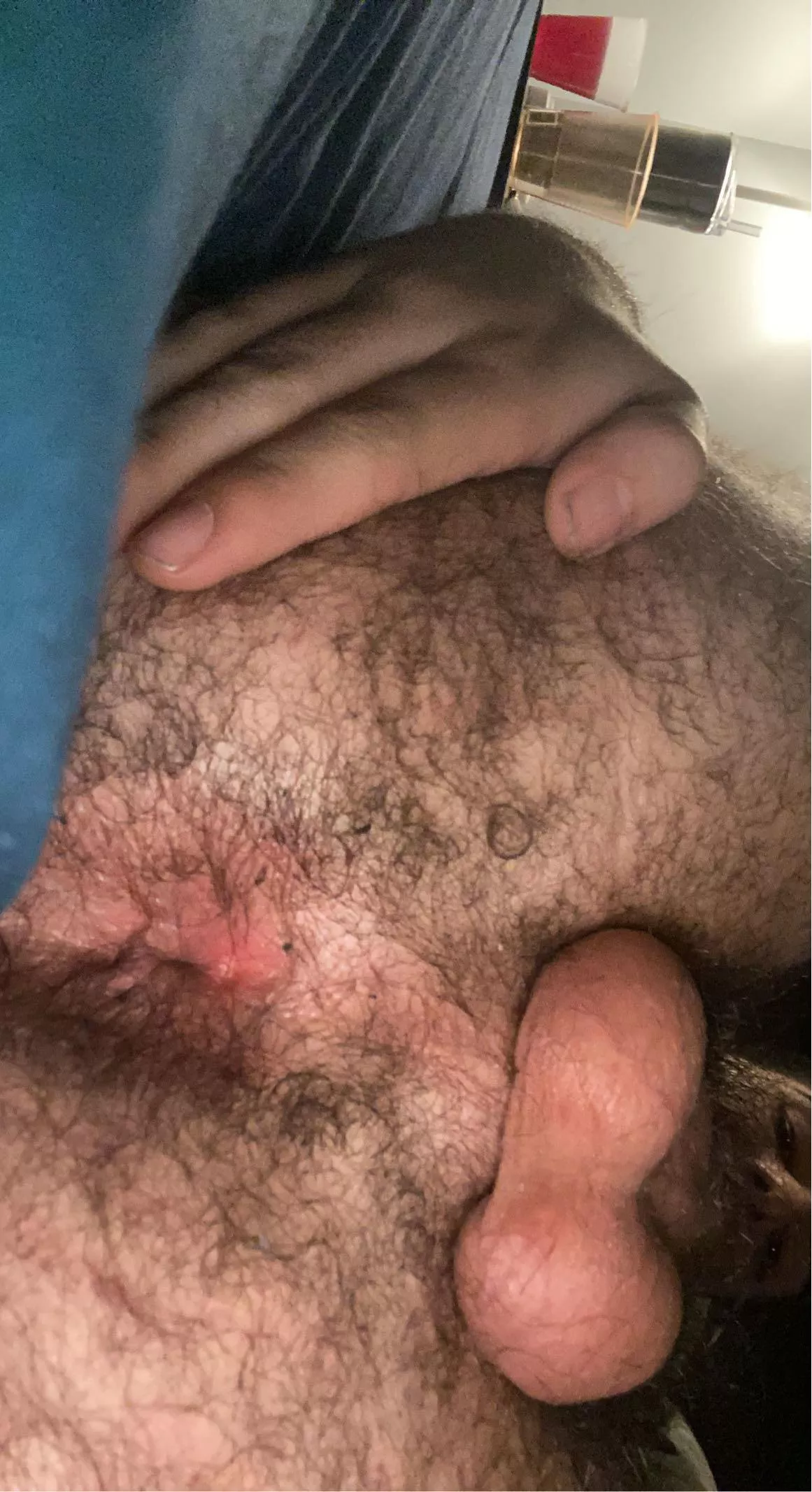 Need a hairy dad to come slide in😛 hmu posted by AdStunning1001