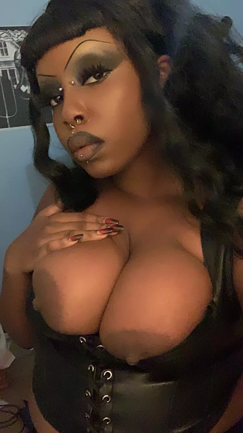 need my tits sucked on 🥺 posted by cassiestonem264