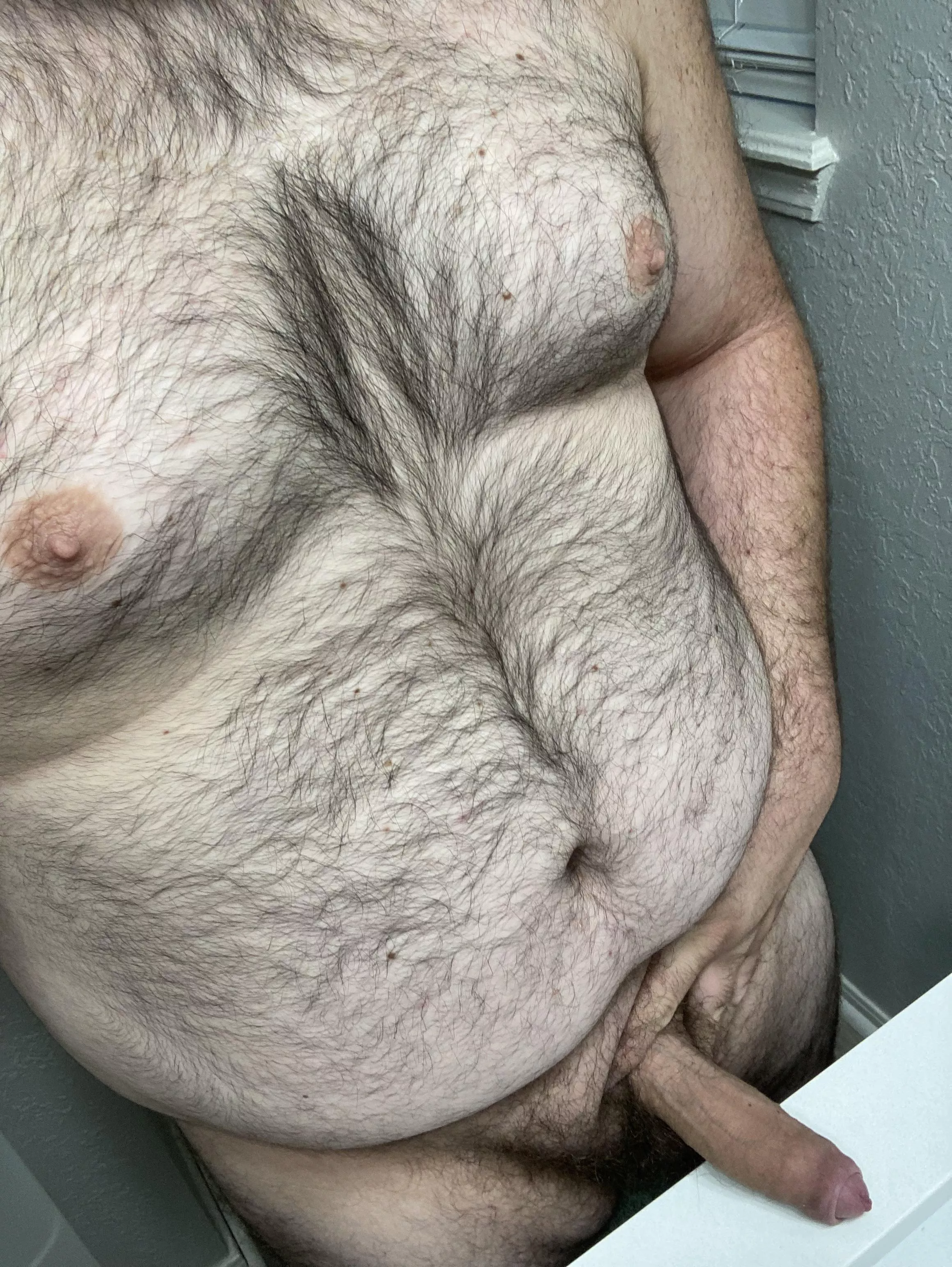 Need someone help getting hard 😉 maybe sucking it would help 🤤 posted by DaddyThicccness8