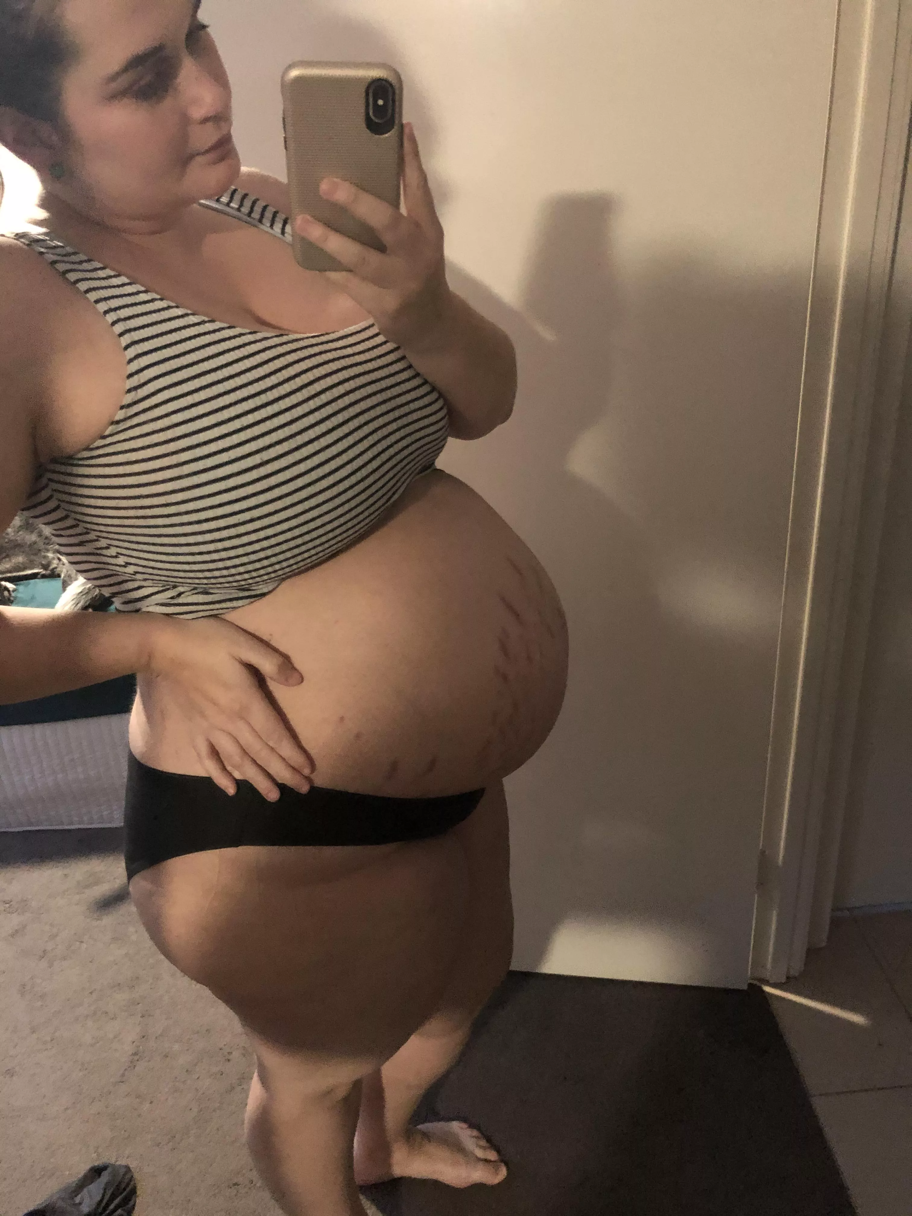 Need this big pregnant belly again. posted by keiralee26