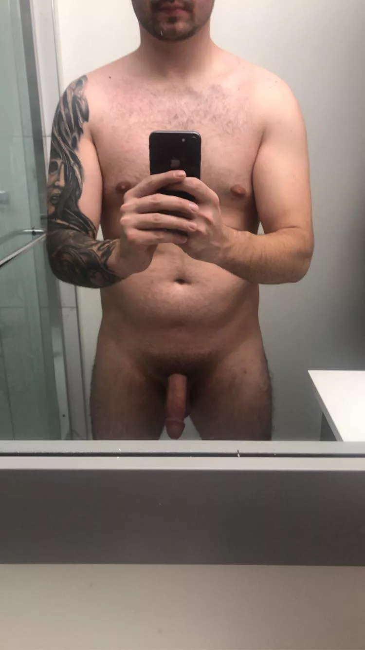 Needing a shower buddy :O posted by WestCoastOtter1995