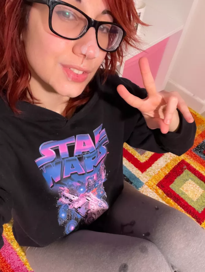 Nerdy Girls deserve cum too! posted by pinkandy93