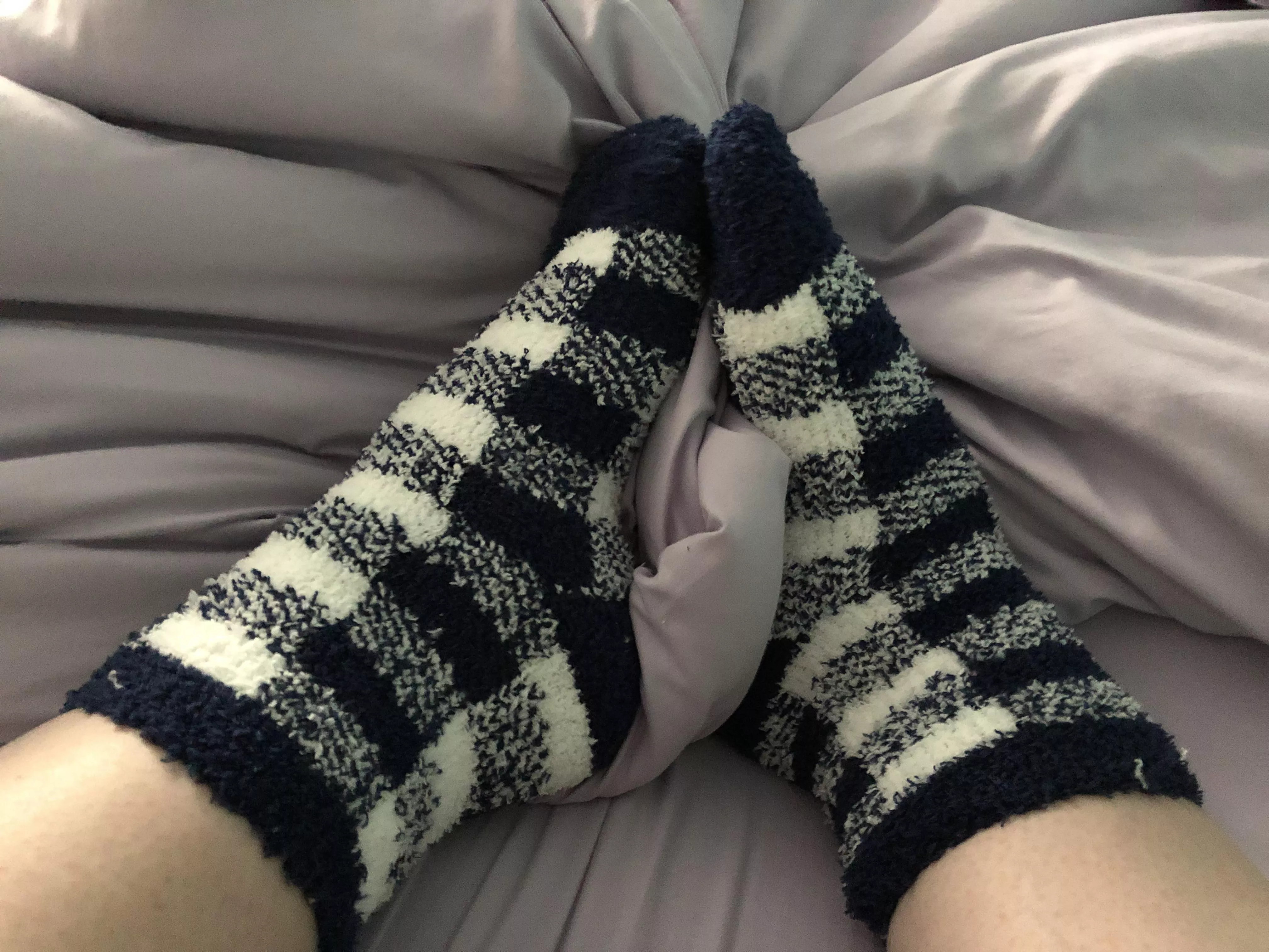 New (f)uzzy socks… so soft and warm… posted by CupcakeTootsie