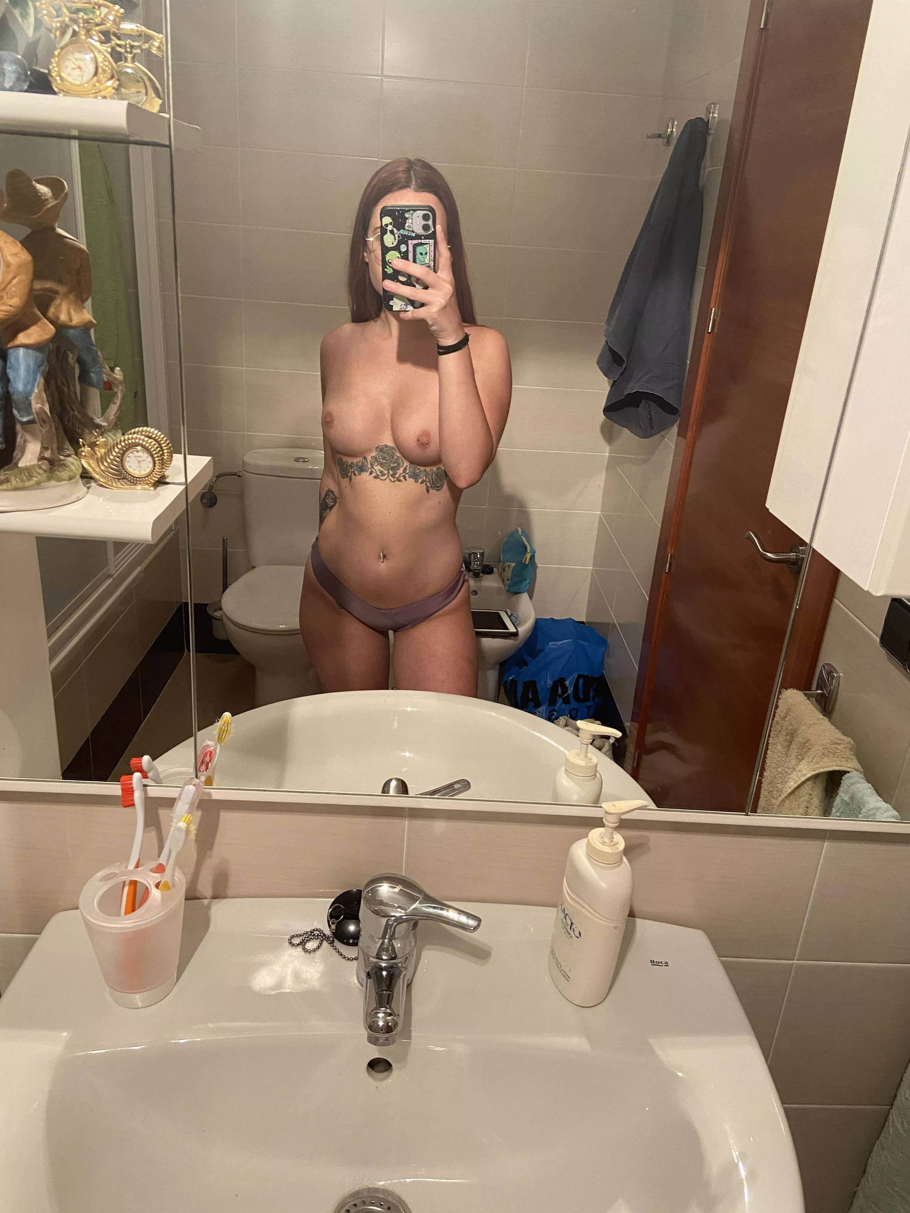 NEW HERE! FREE TRIAL AND FREE COCK RATE LINKS PINNED ON MY PROFILE! :) UPVOTE FOR A FREE VIDEO! posted by juliateen