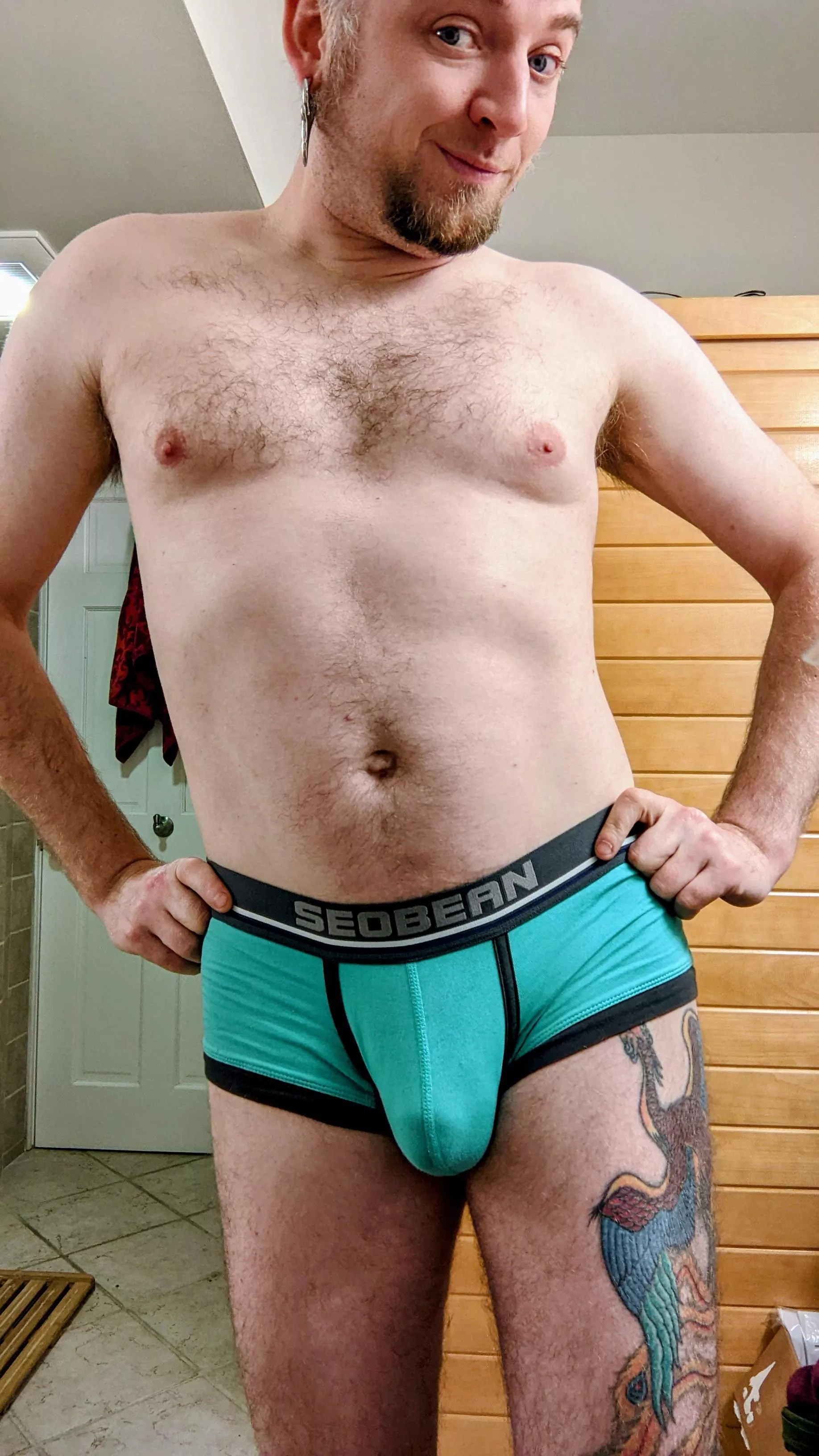 New undies fro[m] the front posted by LNafterDark