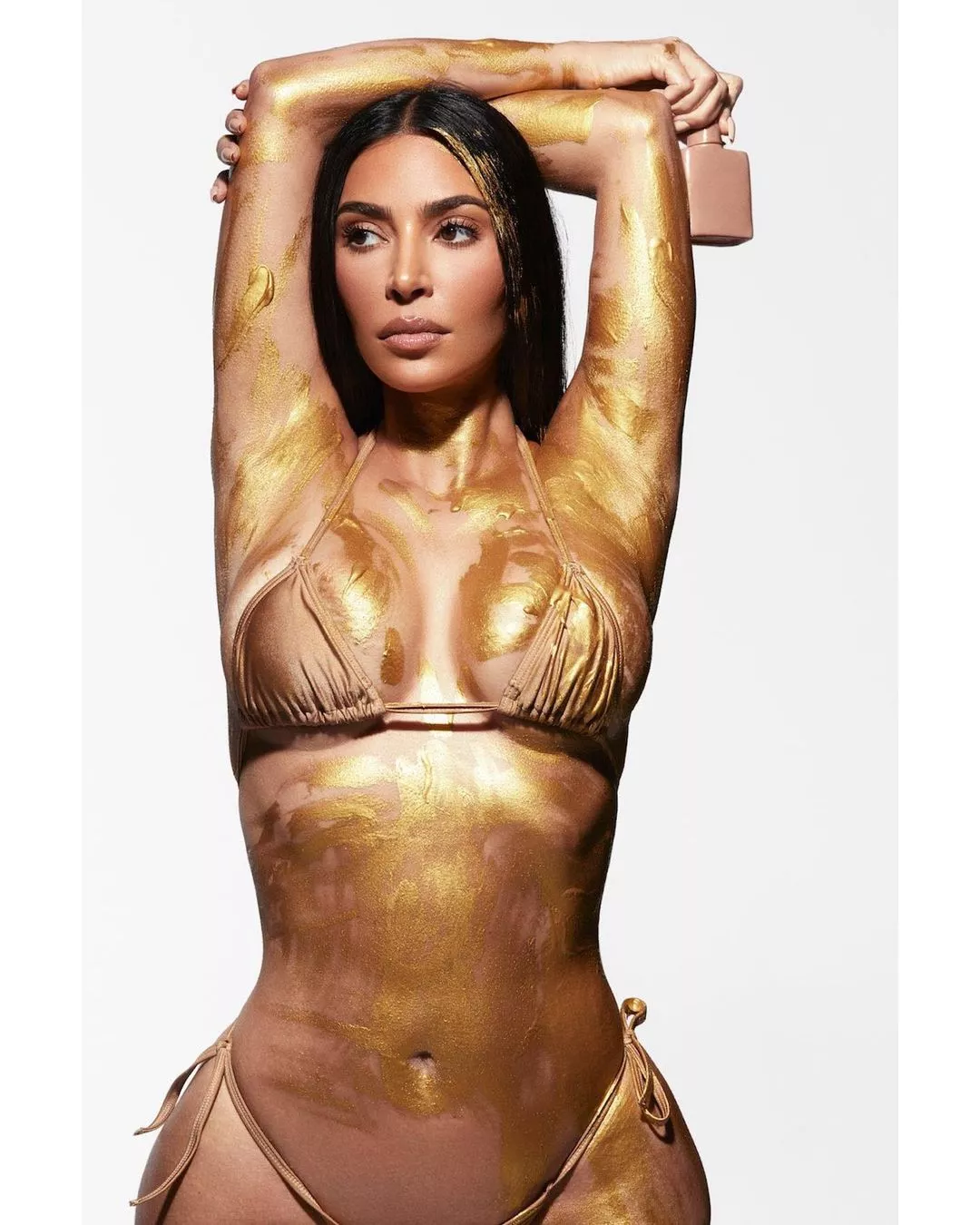 Newest gold body paint image posted by COPPYkyrys