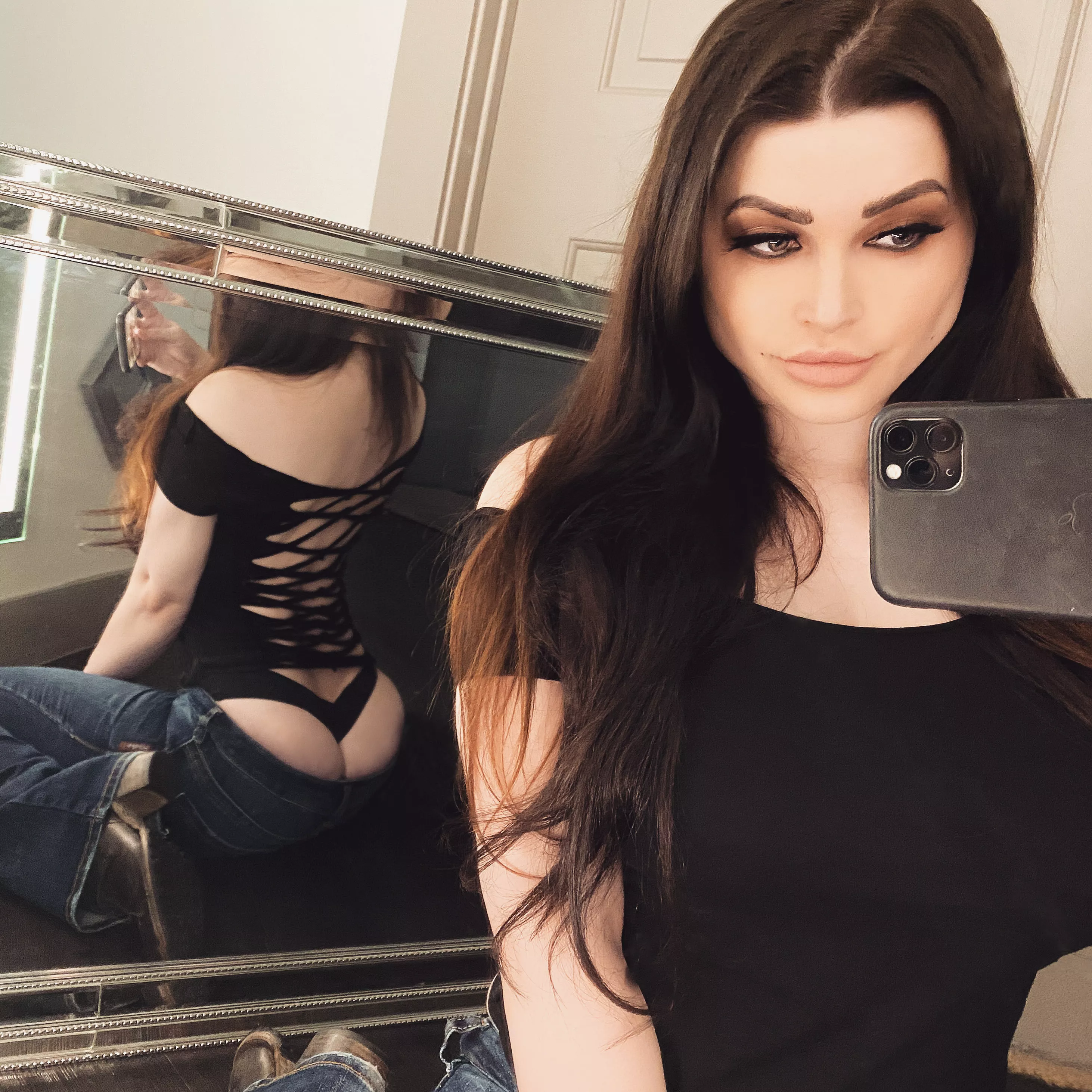 Niece Waidhofer posted by Smeagol_In_Denver