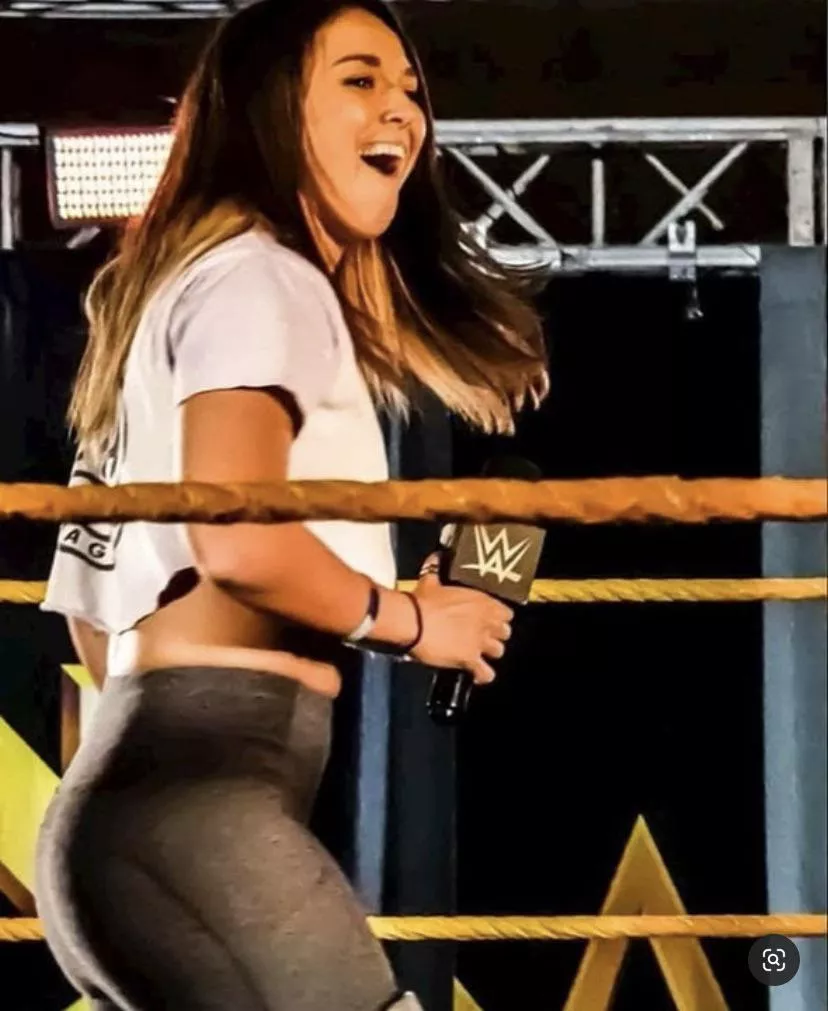 Nixon Newell posted by MinuteForStars23