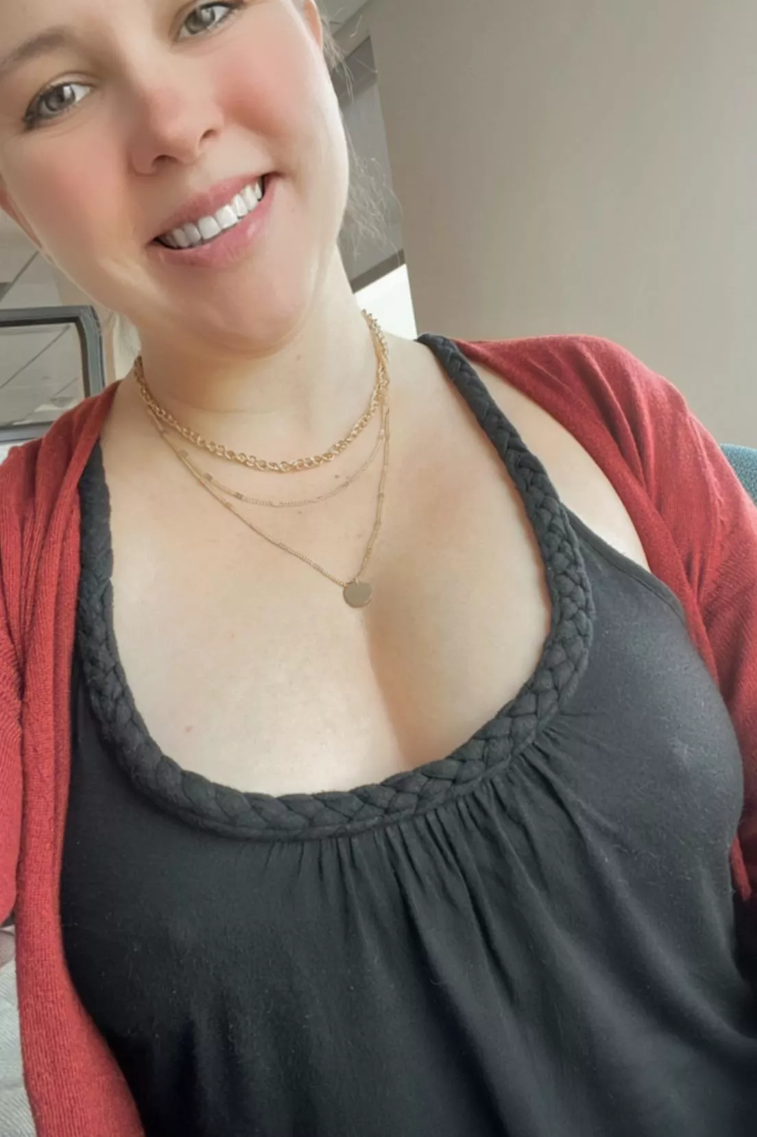 No bra at work today! Think anyone will notice? 🤫 posted by laylabanks