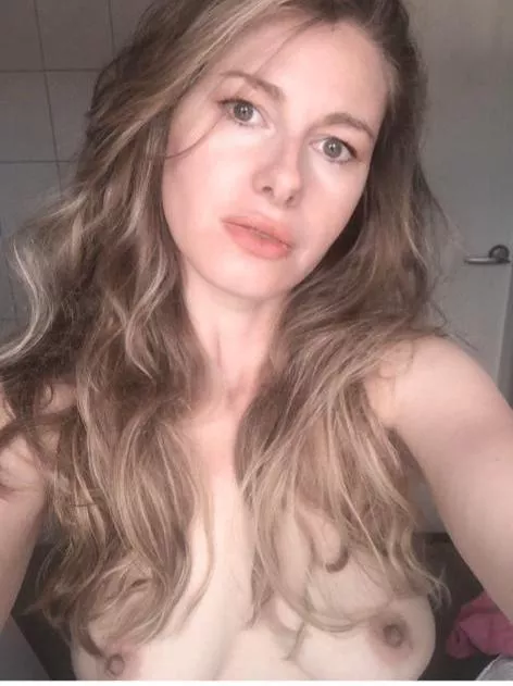 No make-up milfie for you 😘 posted by DanaDuchesse