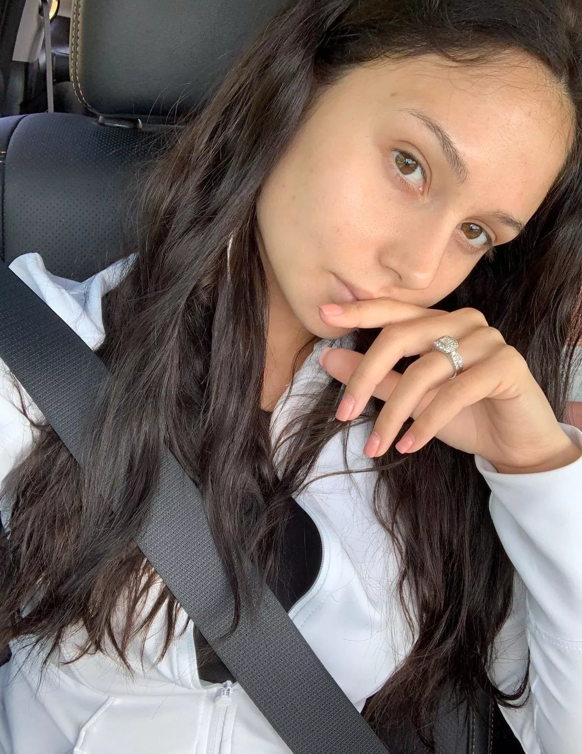 No makeup - still gorgeous posted by vendetta06