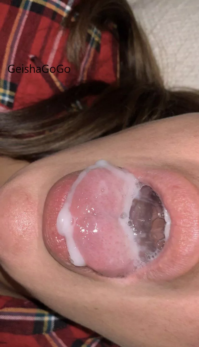 Not my first cum bubble…. posted by GeishaGoGo