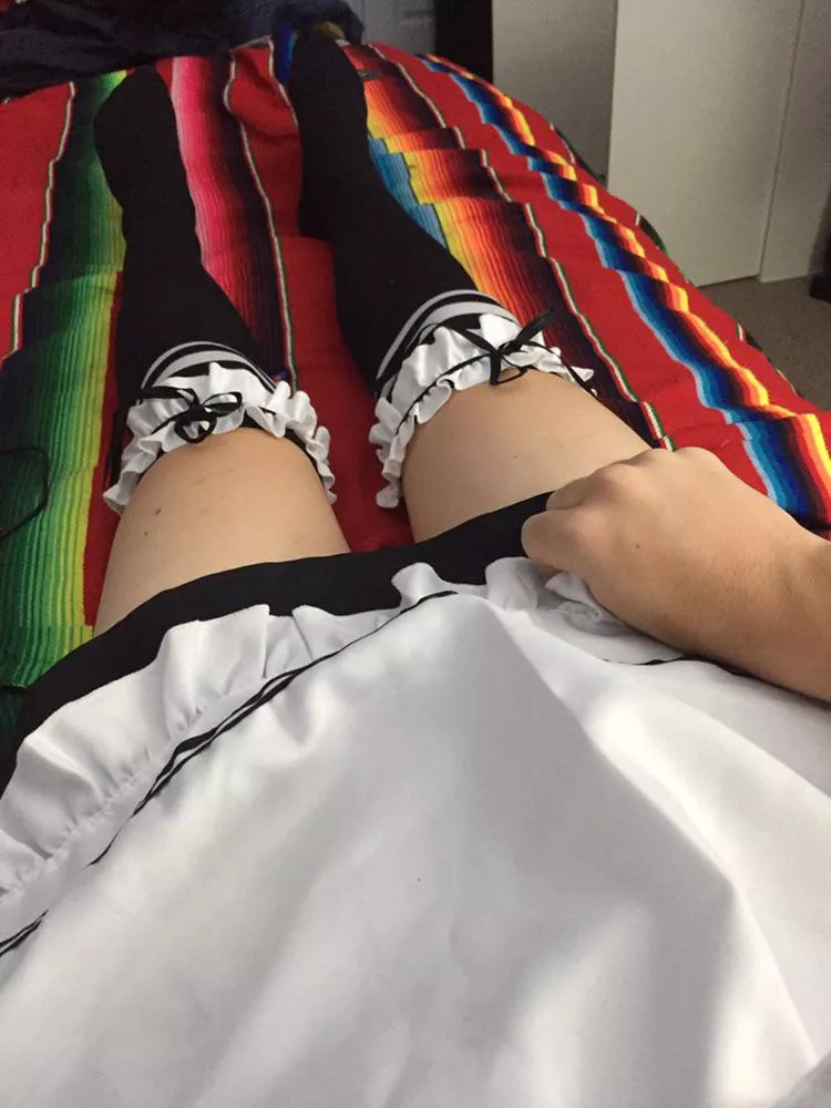 Not the thiccest, but these maid thighs are a nice pillow :) posted by rundle-trundle