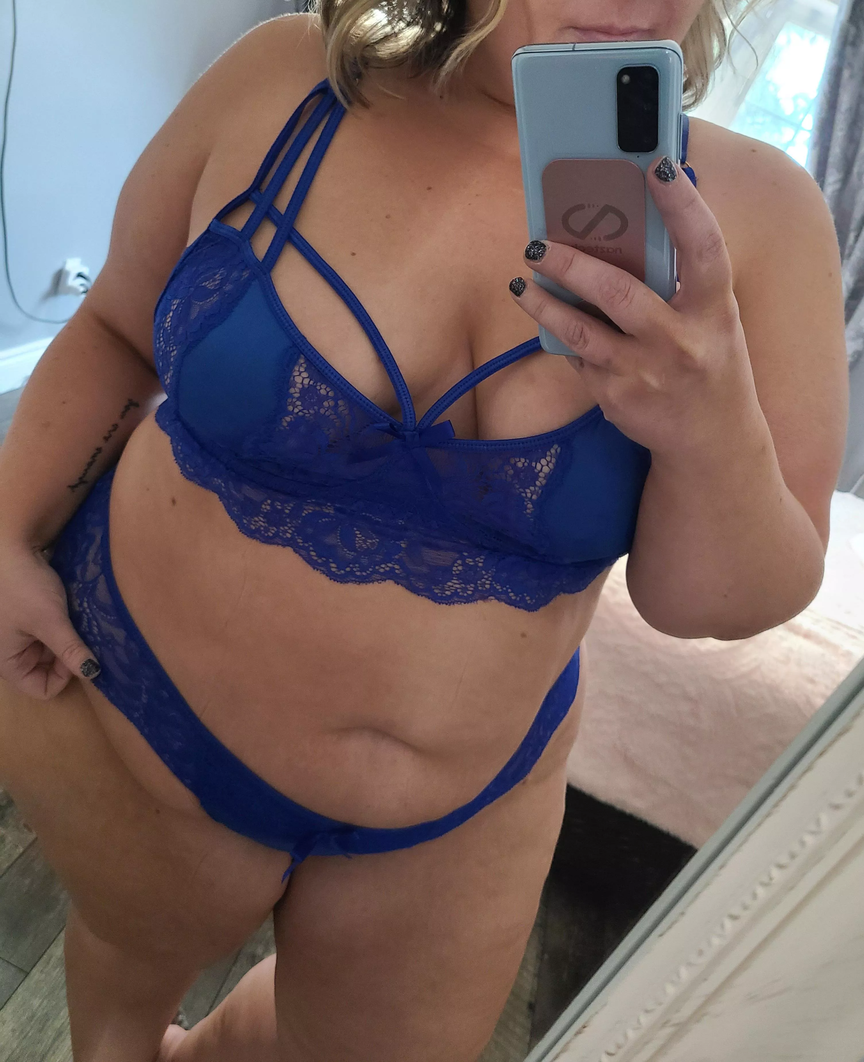 Nothing hotter than a matching set ðŸ”¥ðŸ”¥ðŸ”¥ posted by cuteandcurvy12