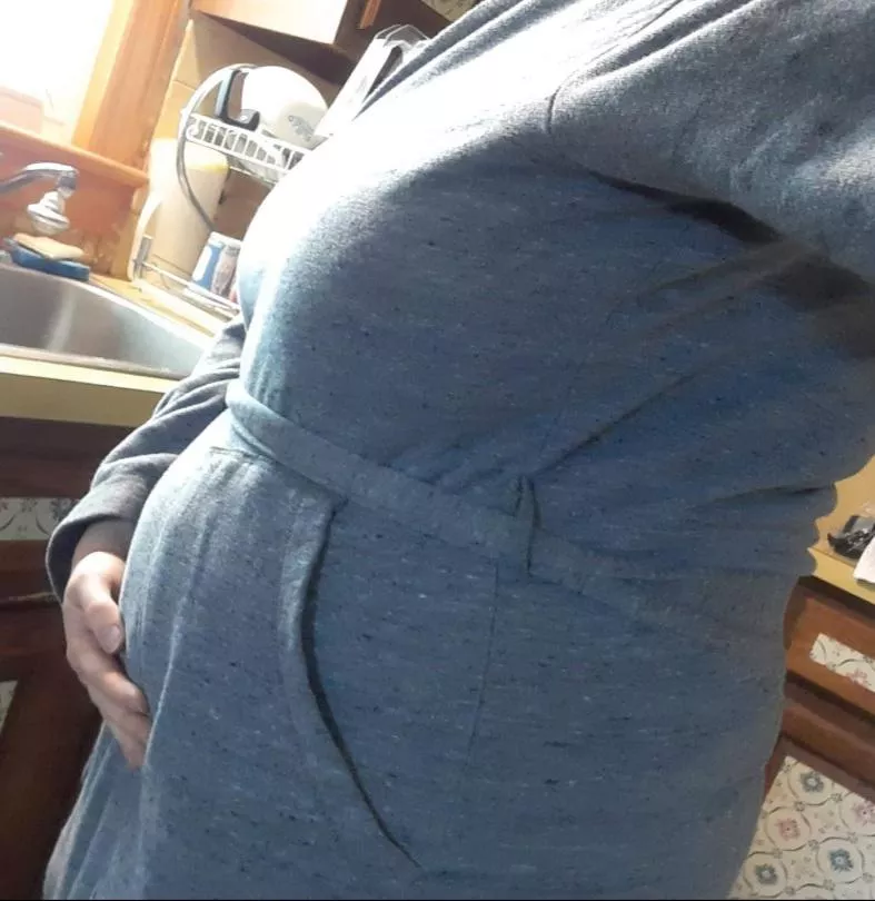 Nothing under the robe other than a very full belly! Feeling and looking pregnant with a food baby is a very fun kink. posted by Jojjieeee