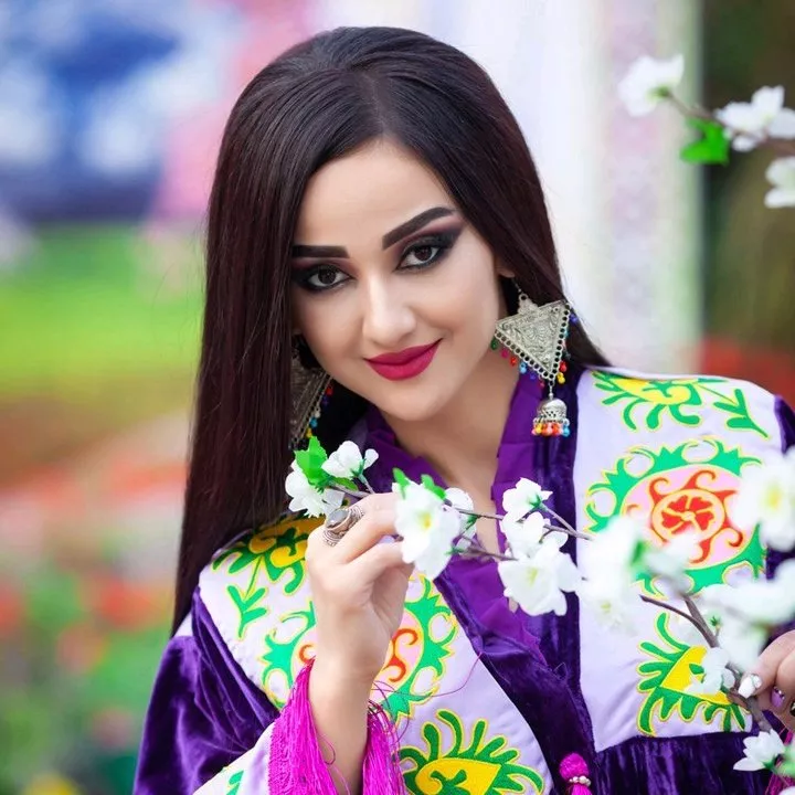 Noziya Karomatullo, Tajikistani singer posted by JuliaSeth