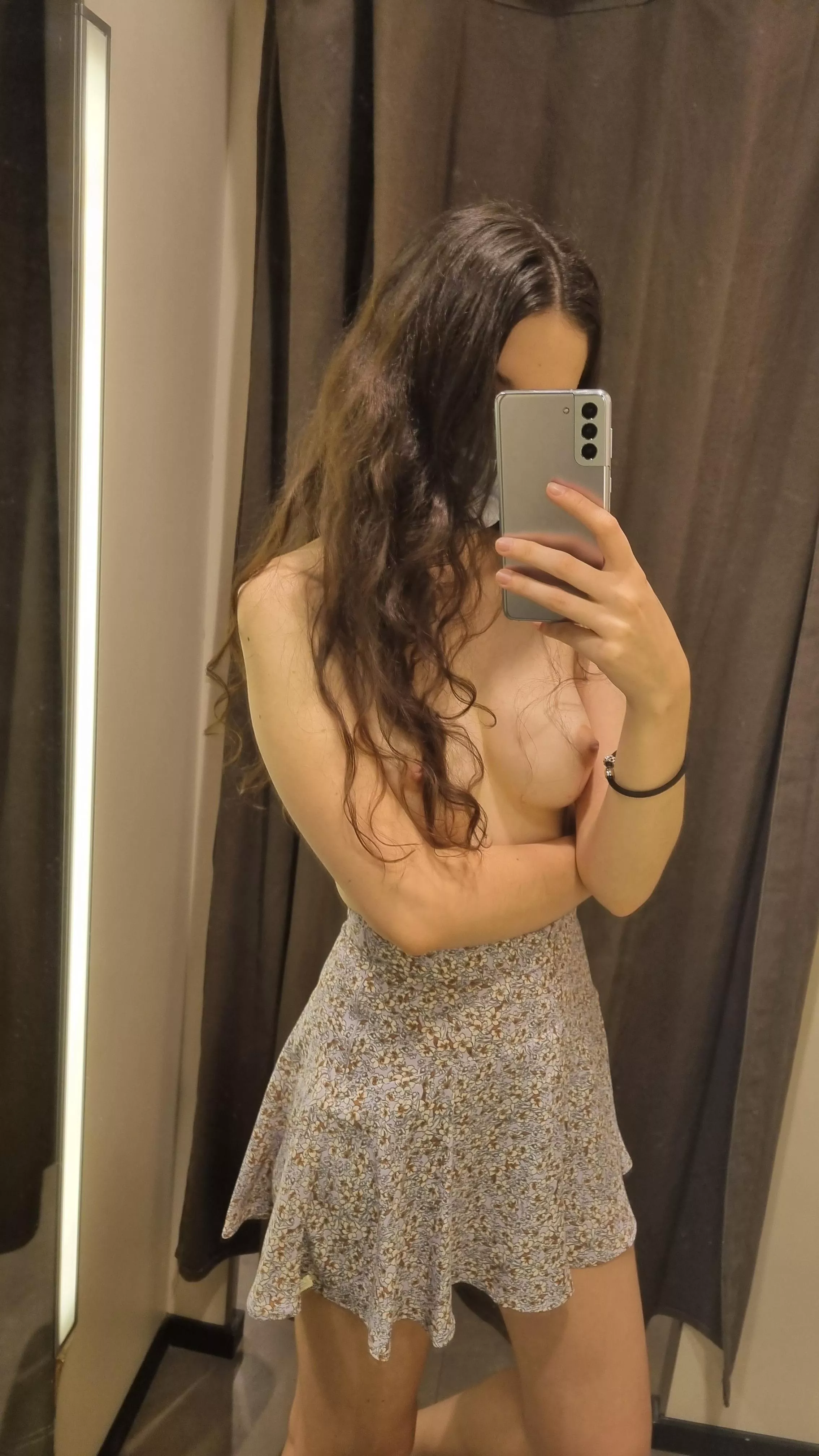 nude selfie in the fitting room posted by anonbabe1