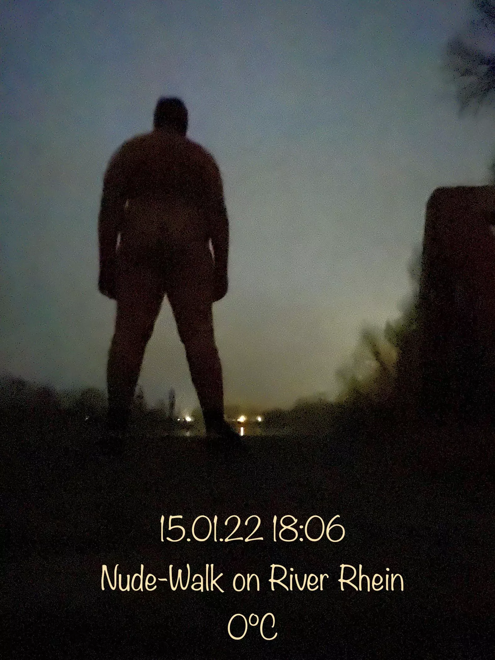 Nude-walk at the river at night. [M] posted by p_lover81