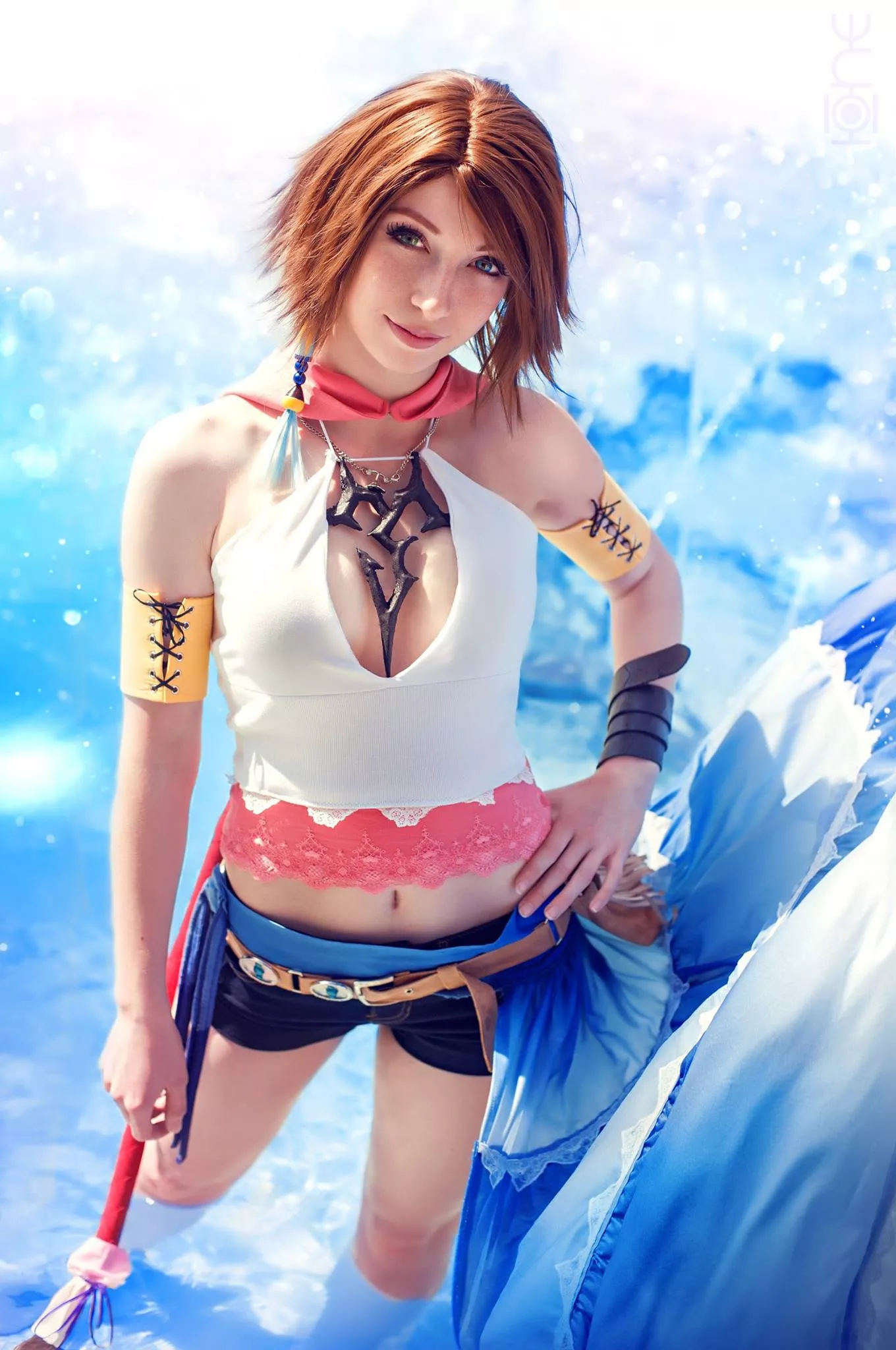 OC - I wanted to share my Gunner Yuna cosplay!! I want to do another shoot soon since I have the tiny bee guns now QwQ;;; The photographer is Lexaonephotographie posted by faithblossom