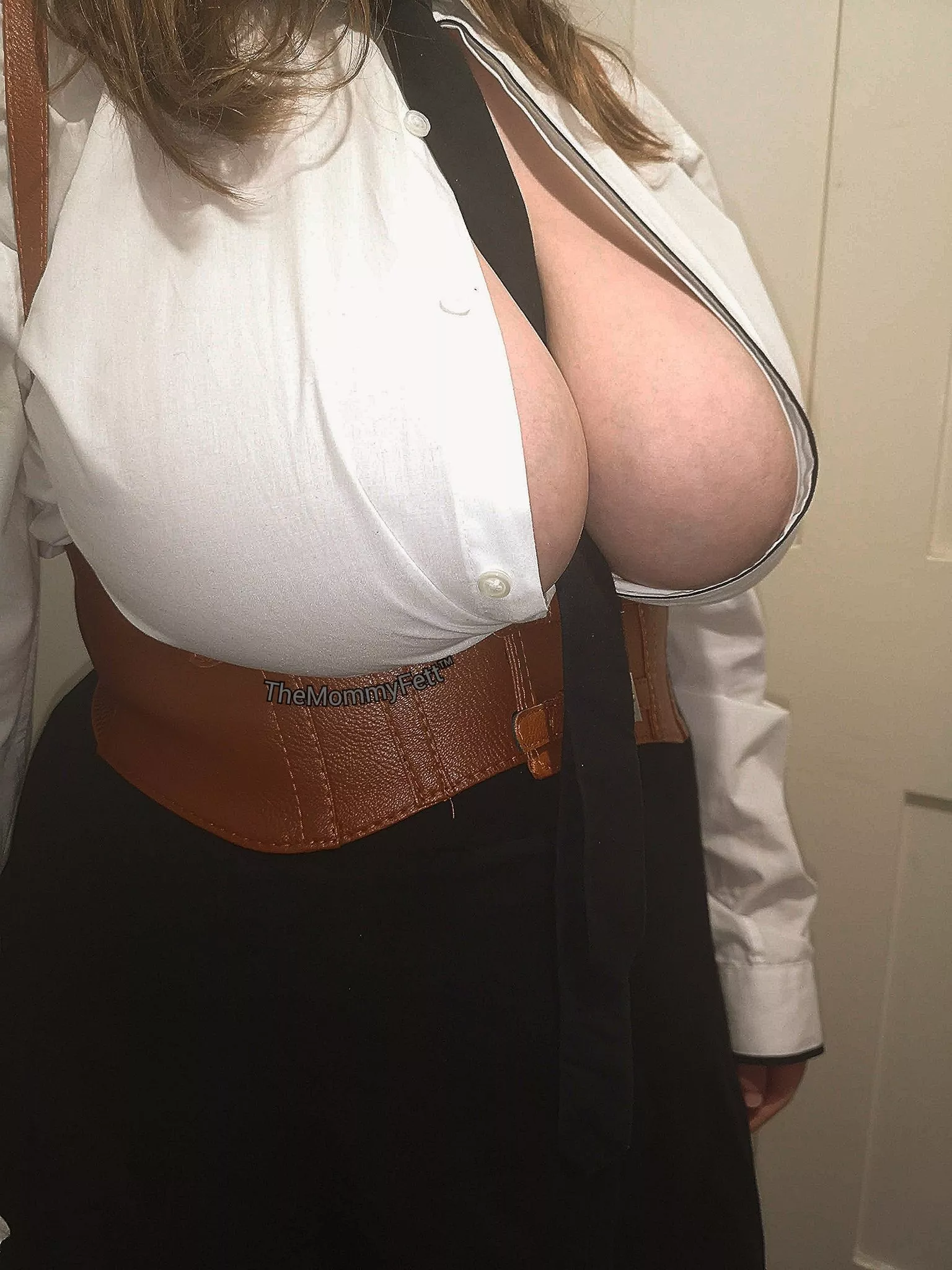 [OC][F/31] a tale of things to come â™ ï¸, pre-club outfit pic â¤ï¸ posted by TheMommyFett