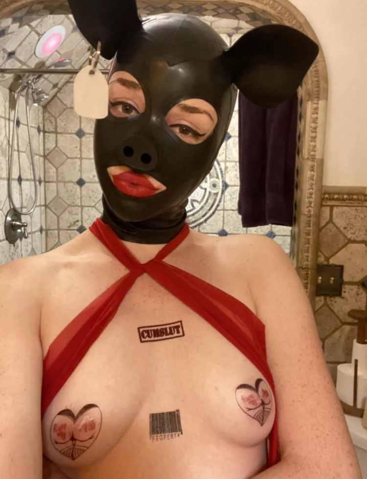 Oink oink! 🐽 posted by trashwhore420