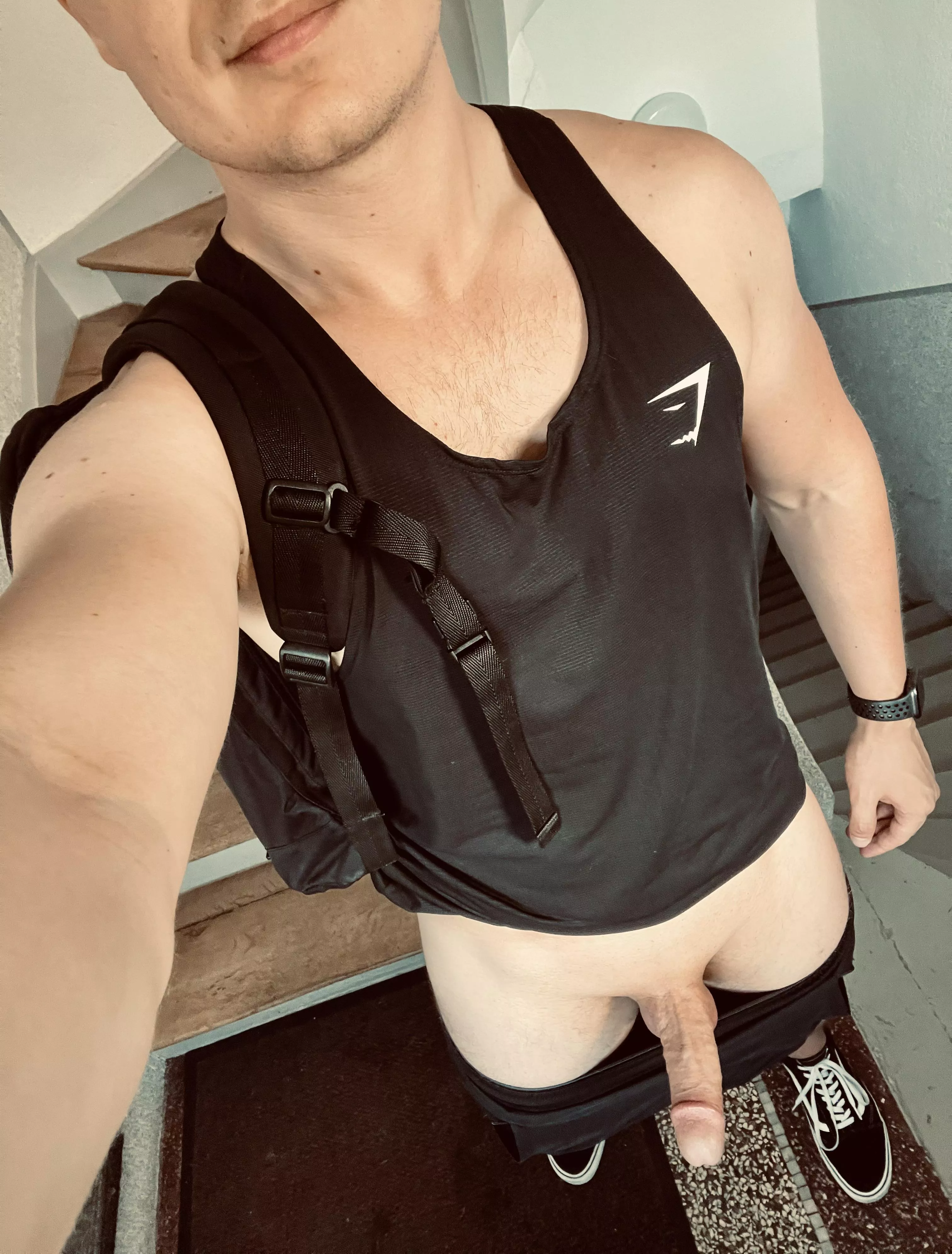 On my way to the gym for getting that pump 💪🏼 [m] posted by naughtybynature911