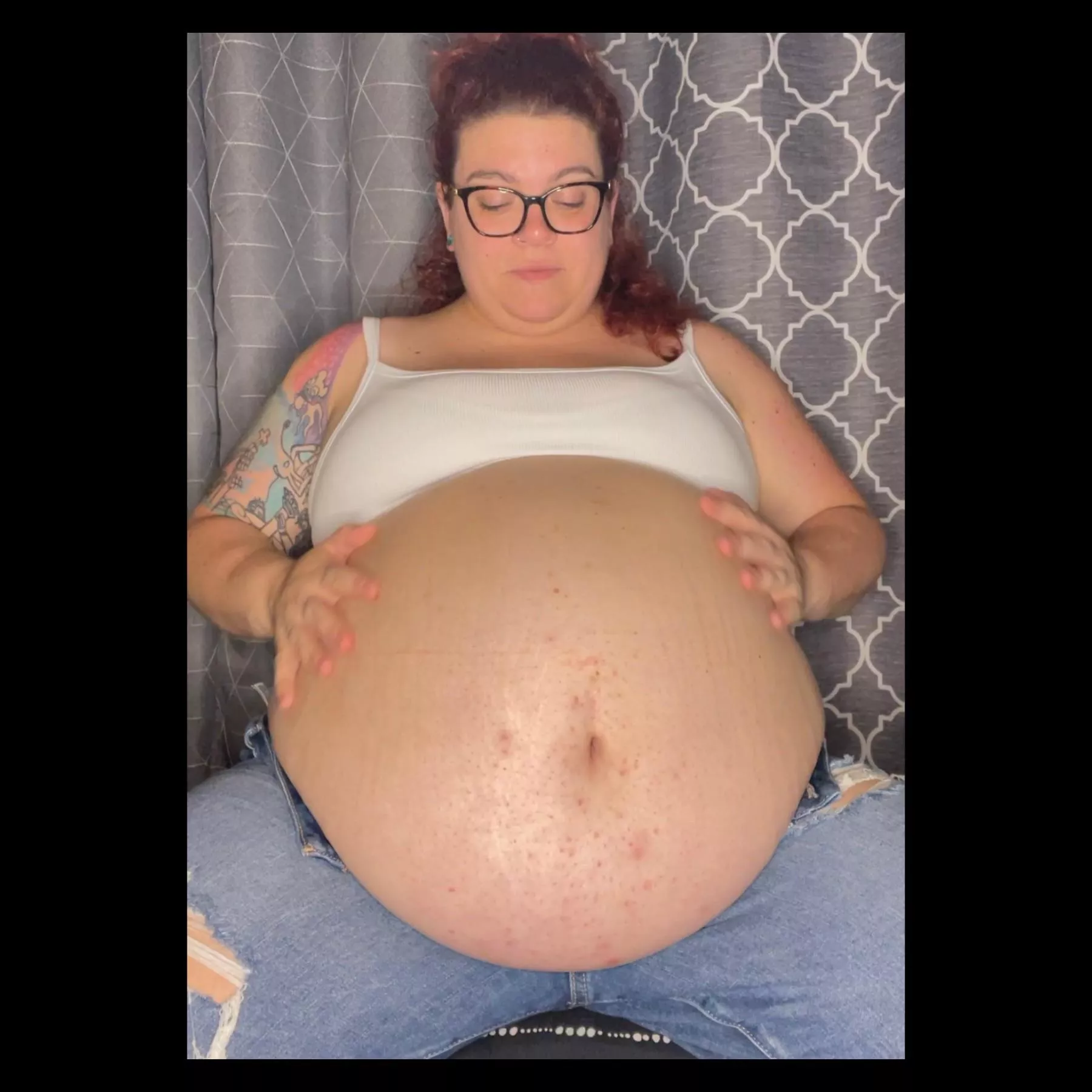 Oof. ðŸ¥µ Whereâ€™s my big belly fans? Come watch me get stuffed to the max live every Monday!ðŸ’–link in comments posted by Hela_Horcrux