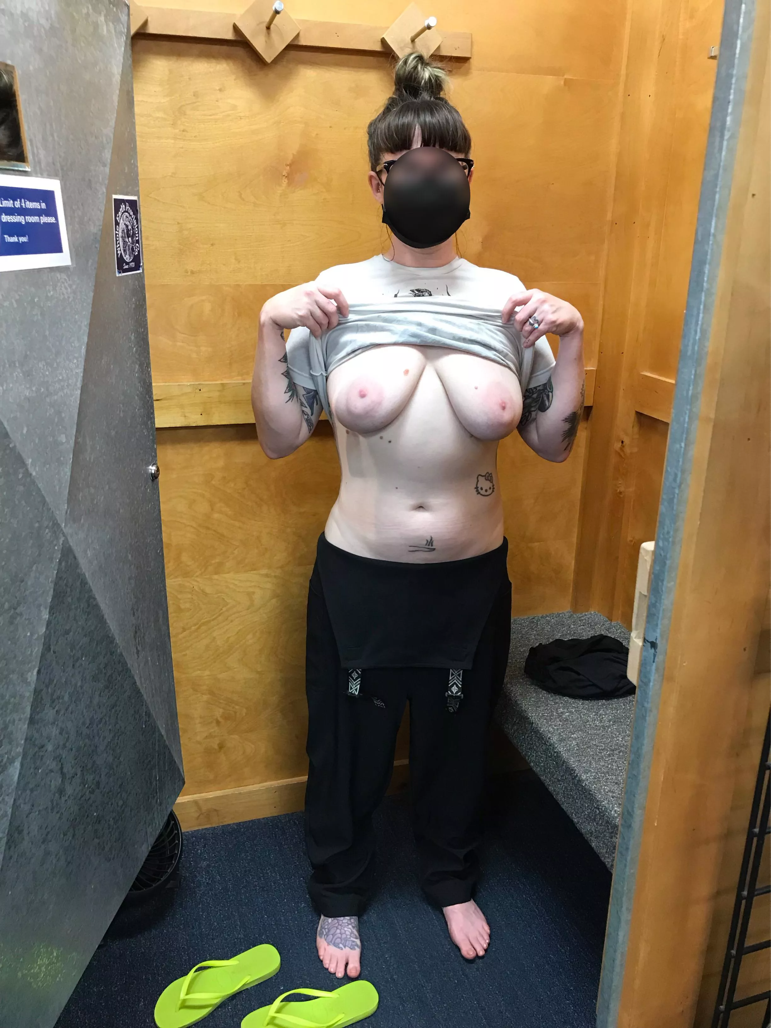 Ooops! Accidentally left the dressing room door open. posted by cummytoes420