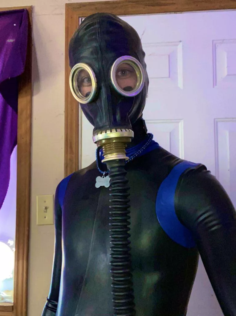 Opinions on the gimp look? posted by kinkyboy3