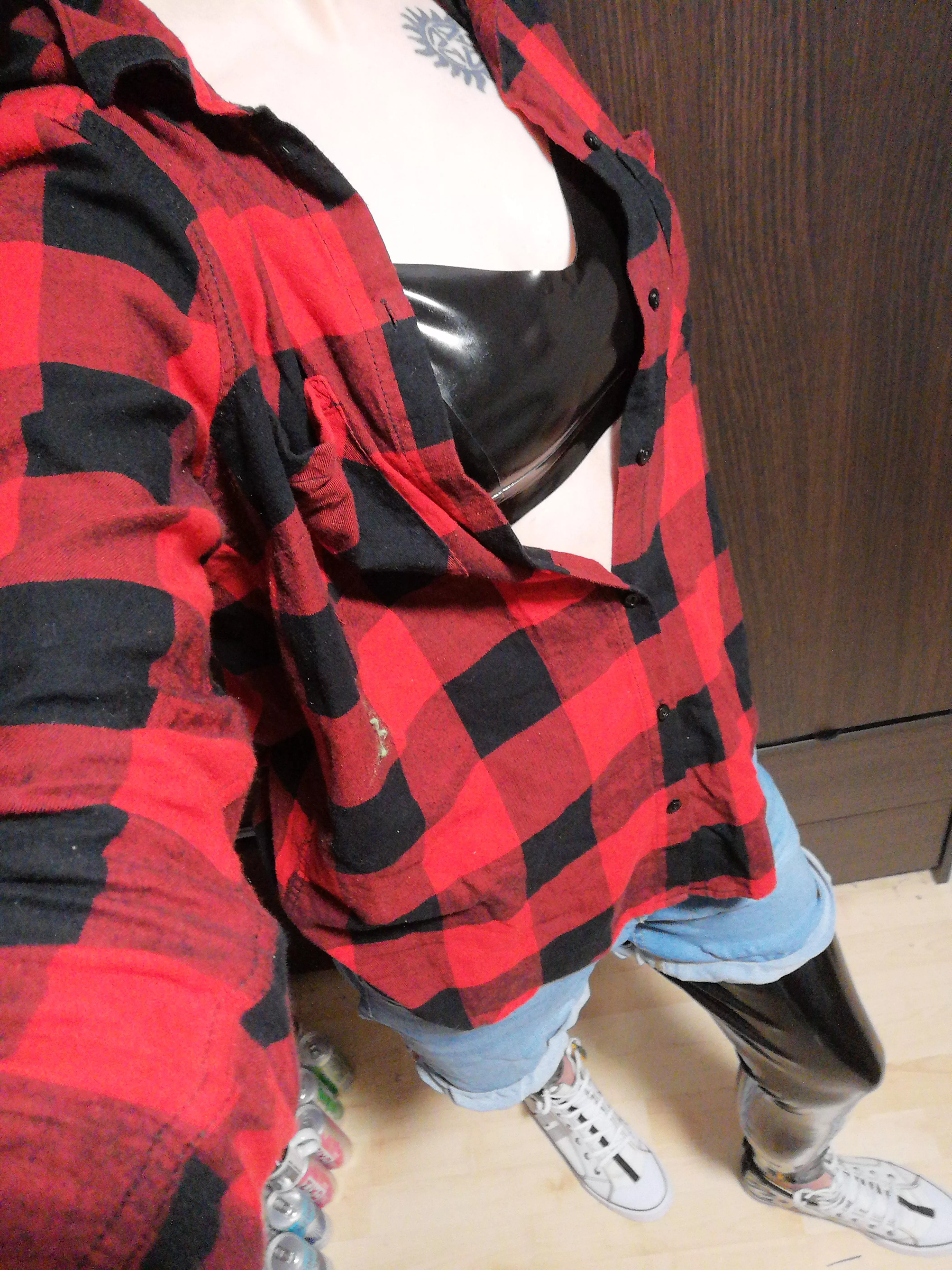 Opting [F]or a more casual look tonight, might go for a walk posted by VanillaLatex94