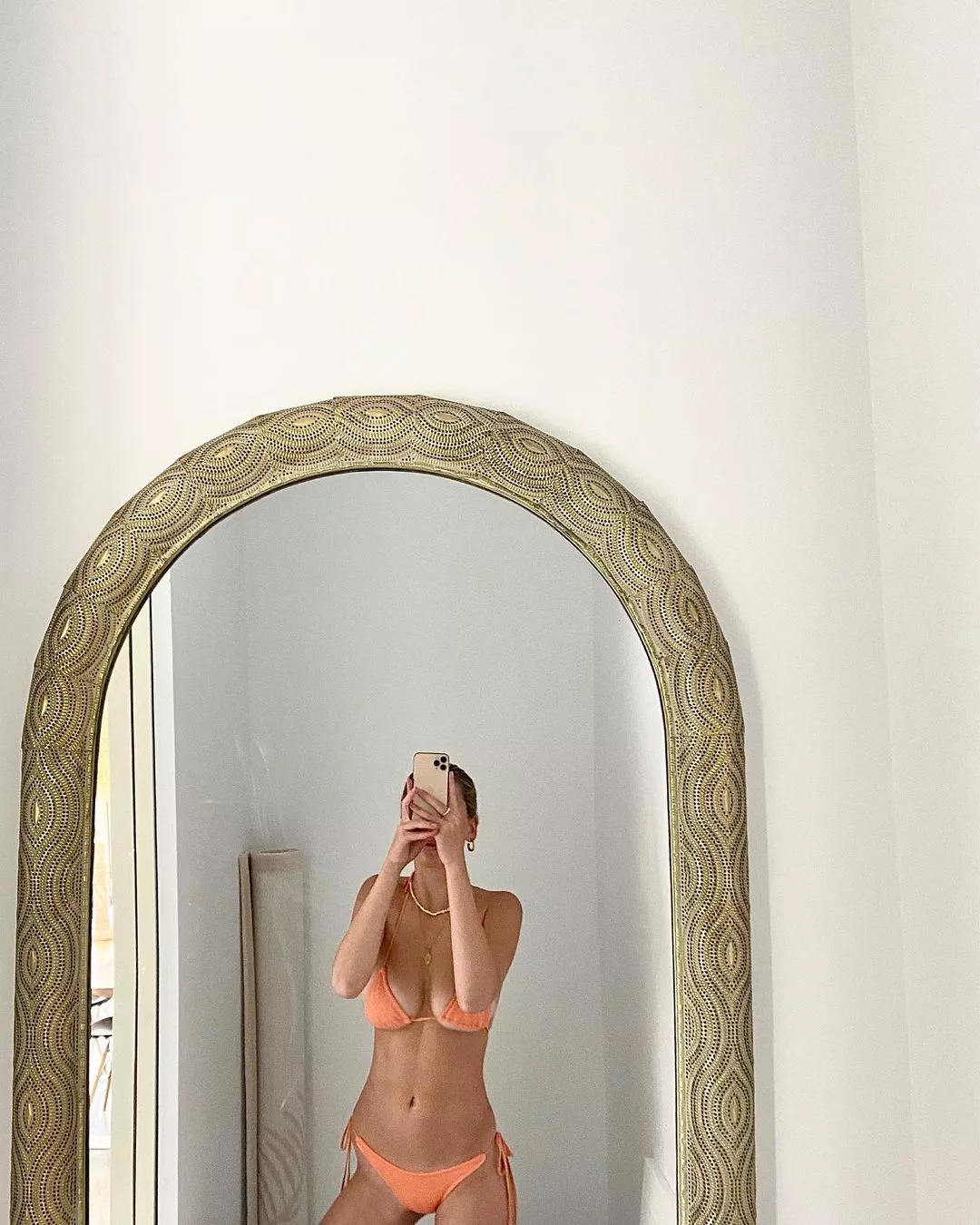 Orange Bikini posted by civilrainy