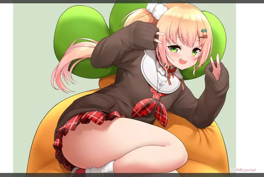 Our super ultimate God wife's thighs posted by Henthigh_Senpai