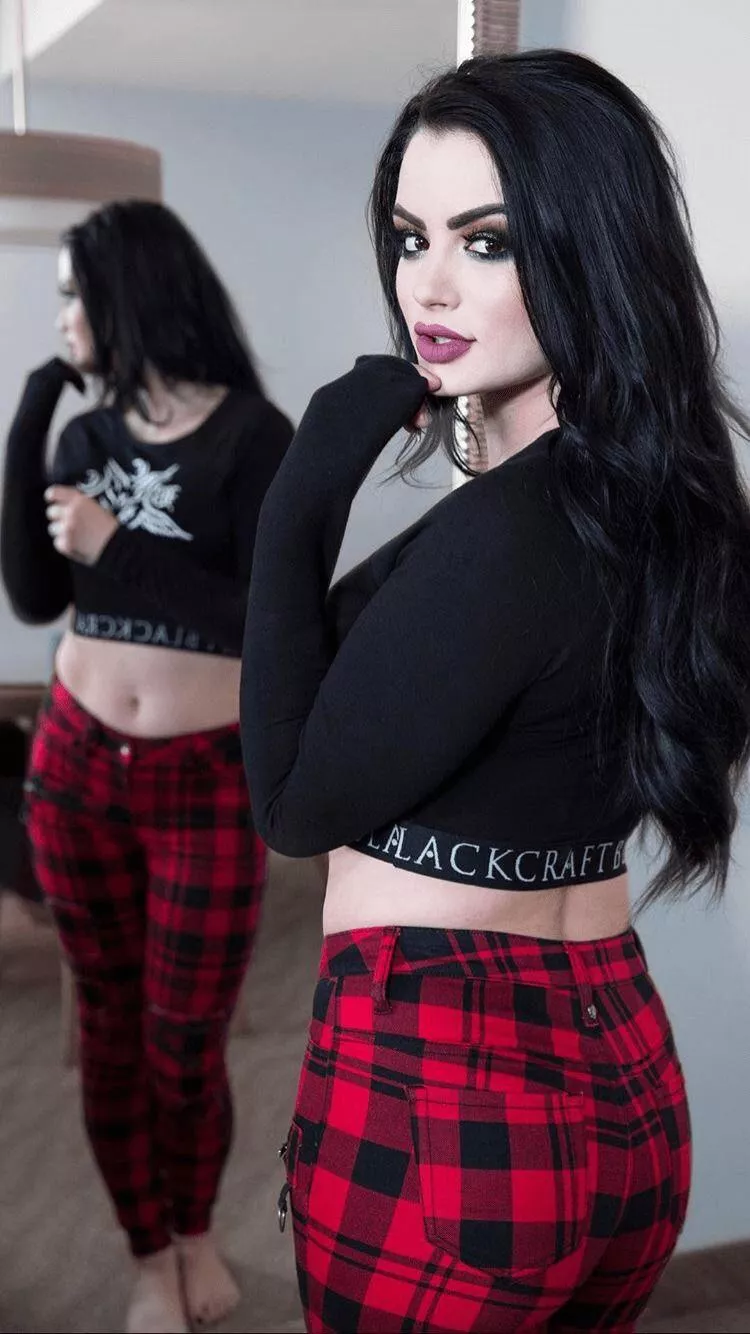 Paige posted by Faptain_American