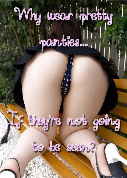 Panties are meant to be seen 🤗🤗 posted by CmbckPaty