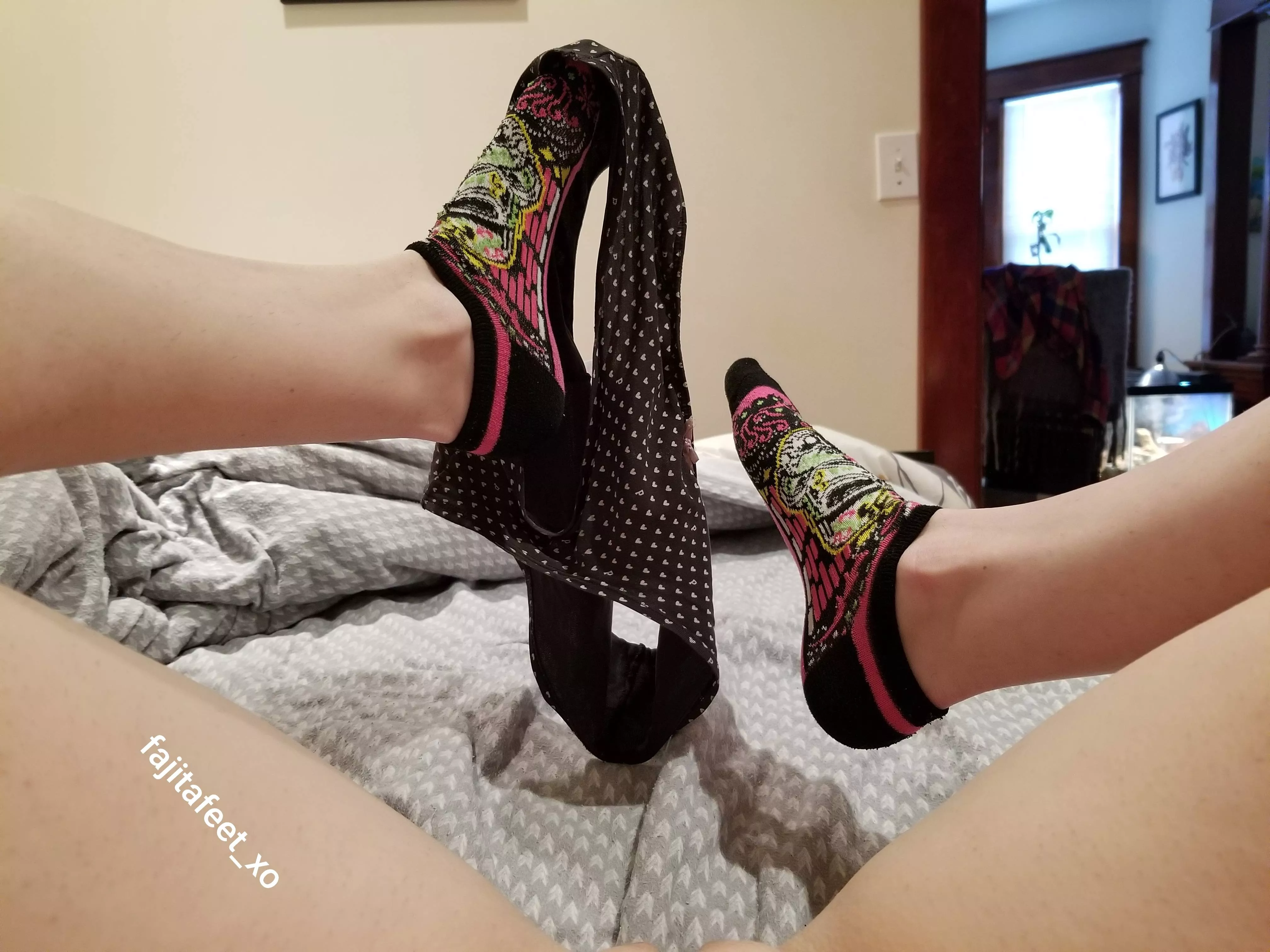 Panties off, socks on, lets fuck posted by Fajitafeet_xo