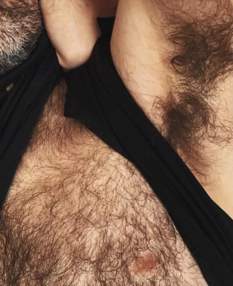 peekaboo pit & tit posted by jerseyjaxoff