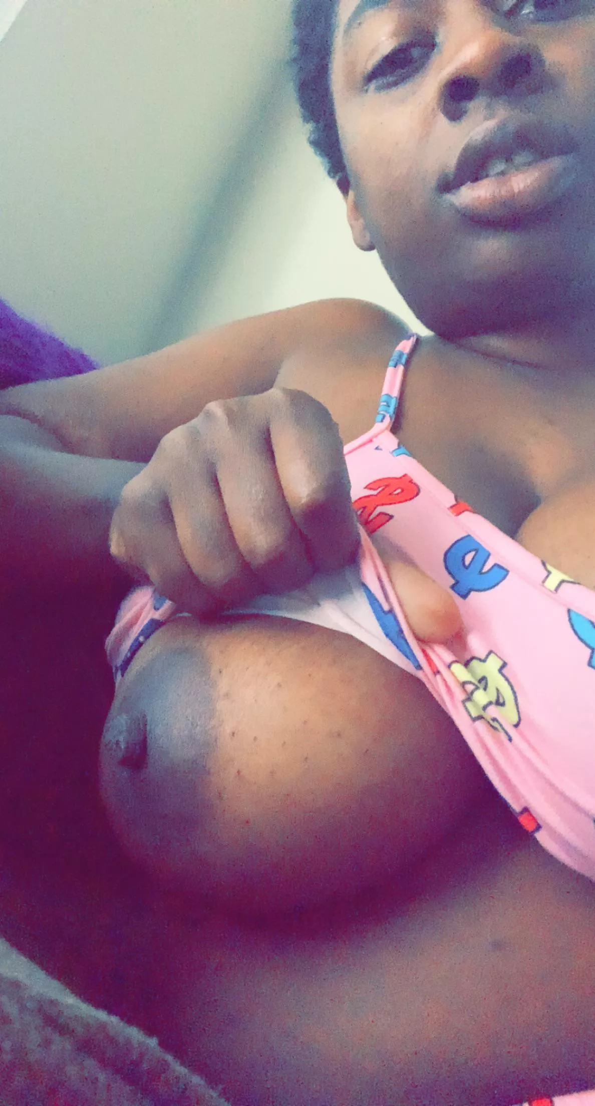 Peek-a-boob 😉 😝 26F posted by Monabbabe