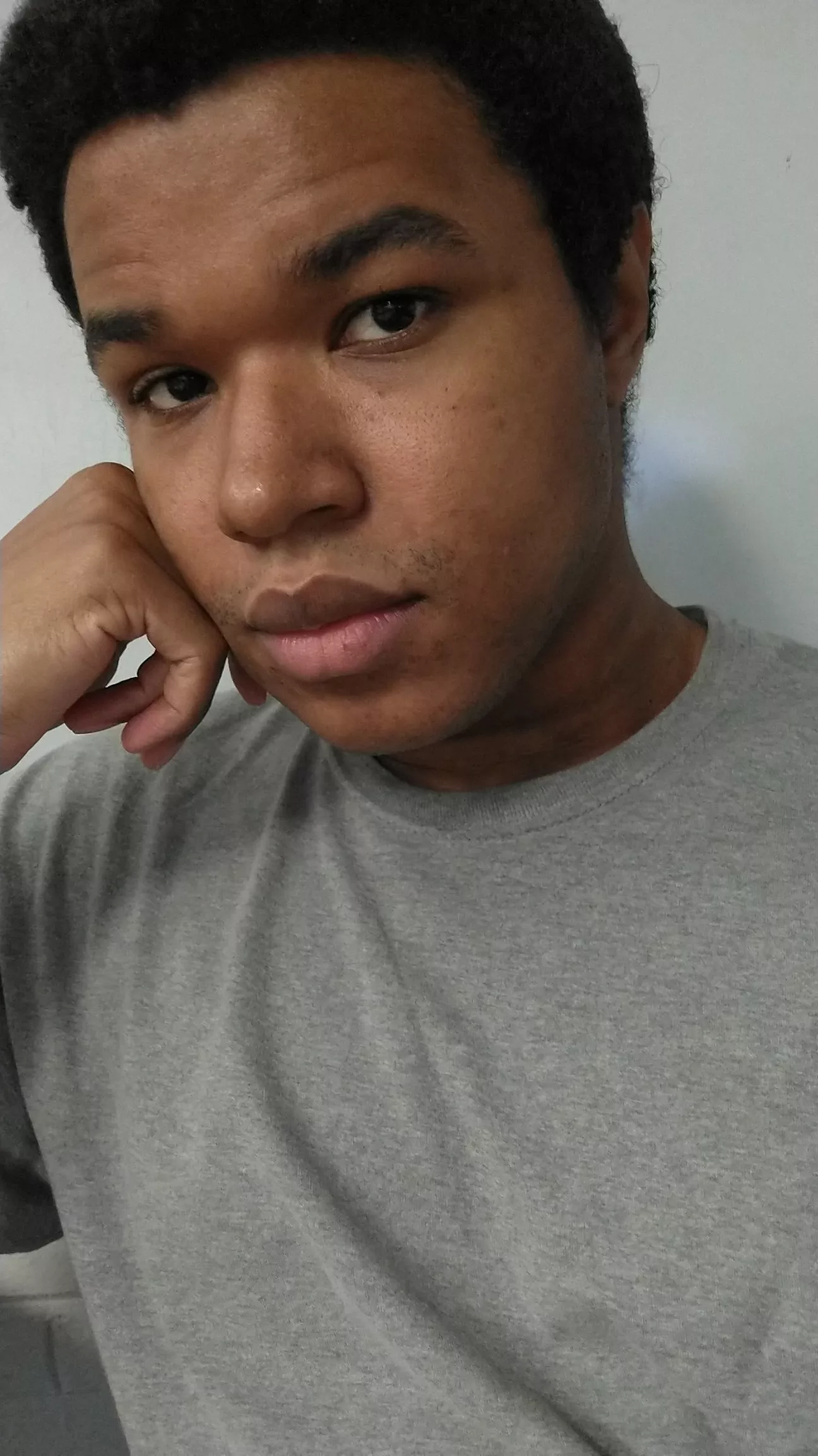 People seem to enjoy my baby face(28M) posted by JarvisBaileyVO