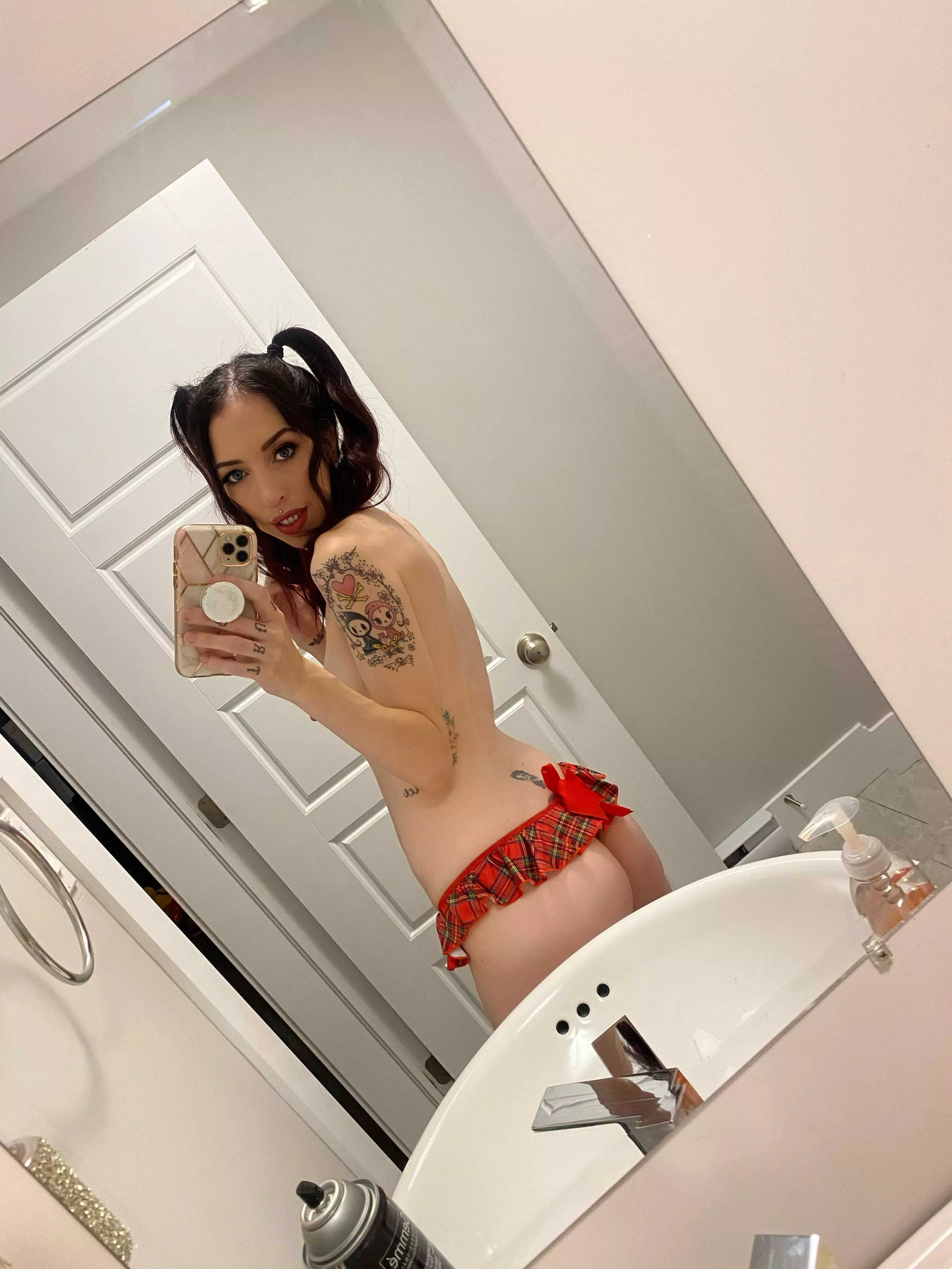 people think i'm an innocent shy girl. 😇 $3.50 sale on my page. 🔥 come watch me dress up as a school girl, show my tits, & suck cock. 🥵 link in comments. posted by strawbeariemilkxo