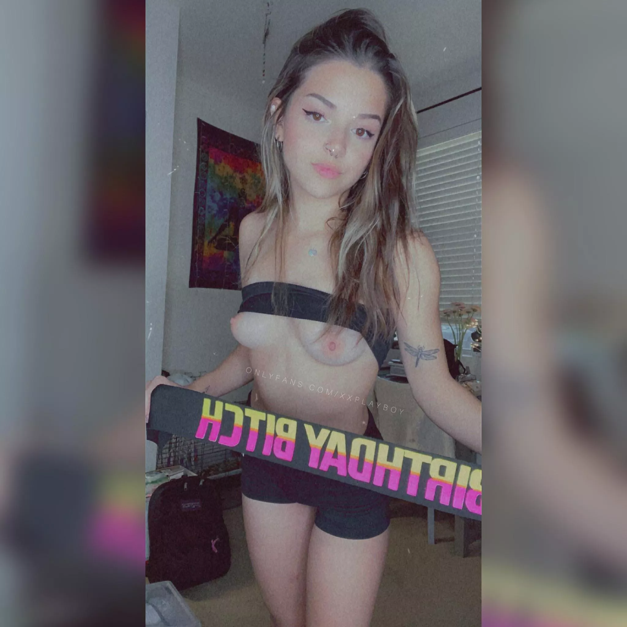 Petite sorority student 💋📓 let’s get naughty on my onlyfans, free dick rating when you subscribe ✨ posted by dabsallday2020