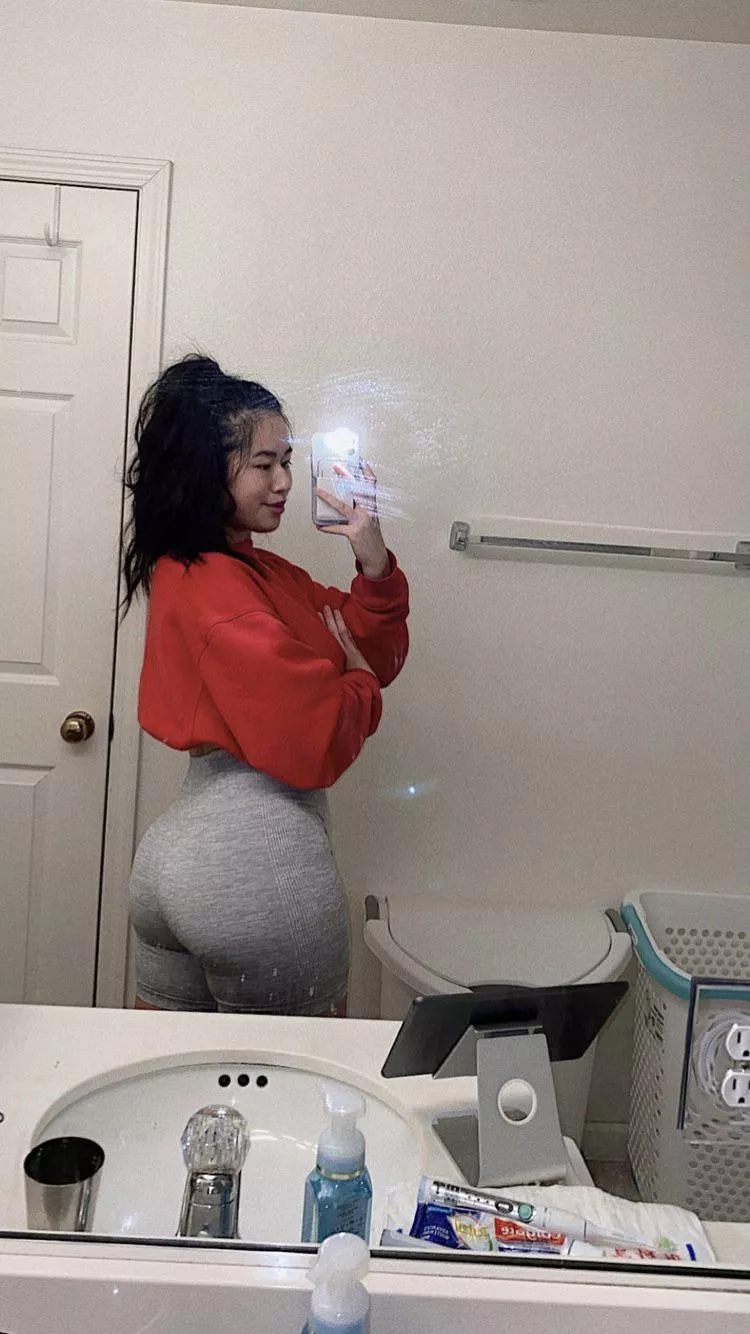 Phat Asian Booty posted by ThongLover98