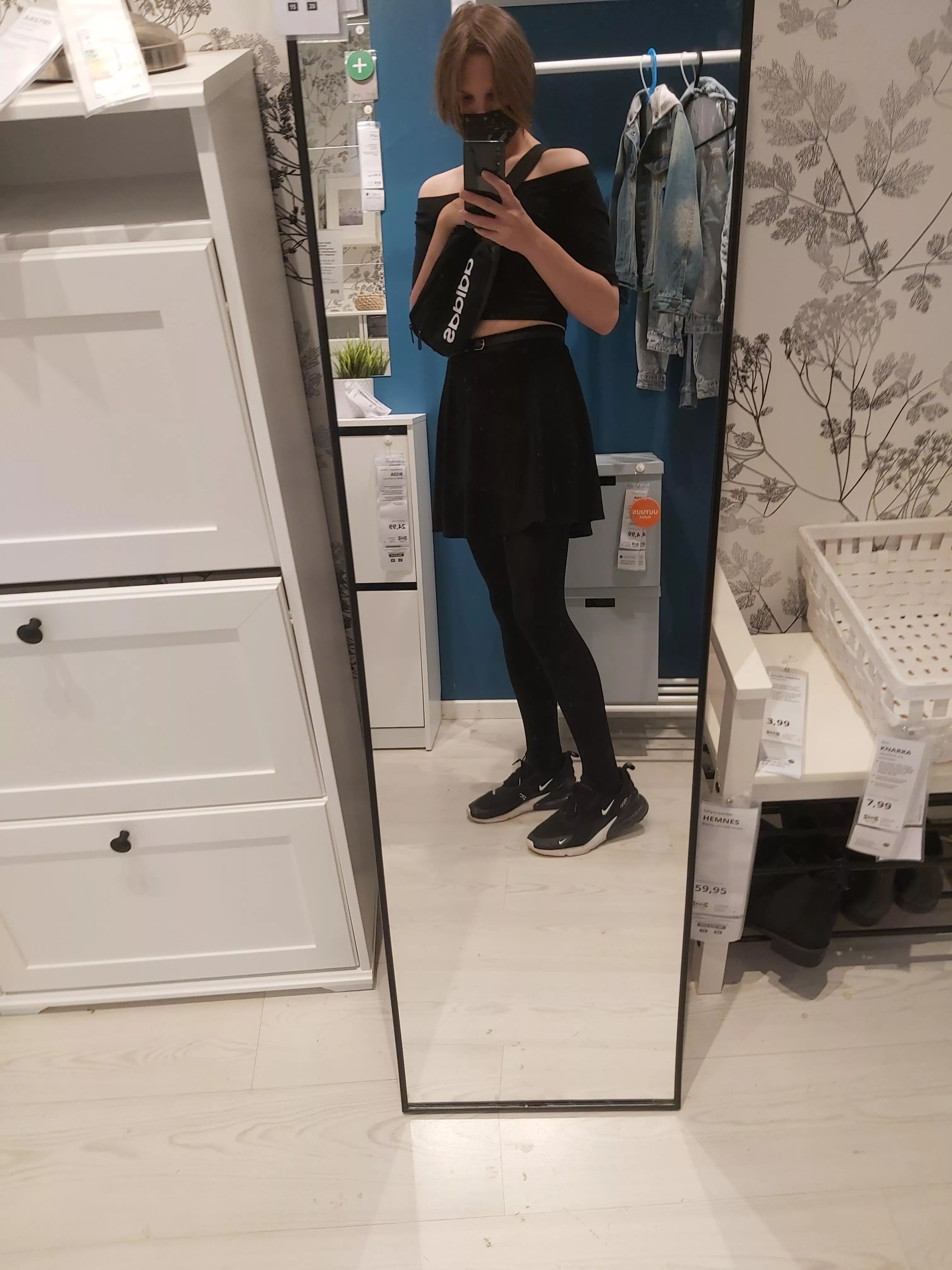 Pic taken in an ikea lmao. Techwear/goth clothing looks sexy on me posted by TUKKARDO