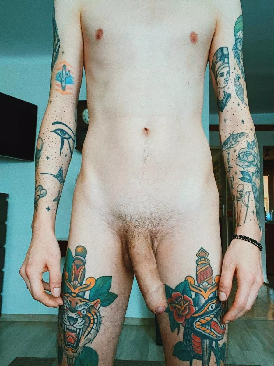 Play with my foreskin posted by toshvlas