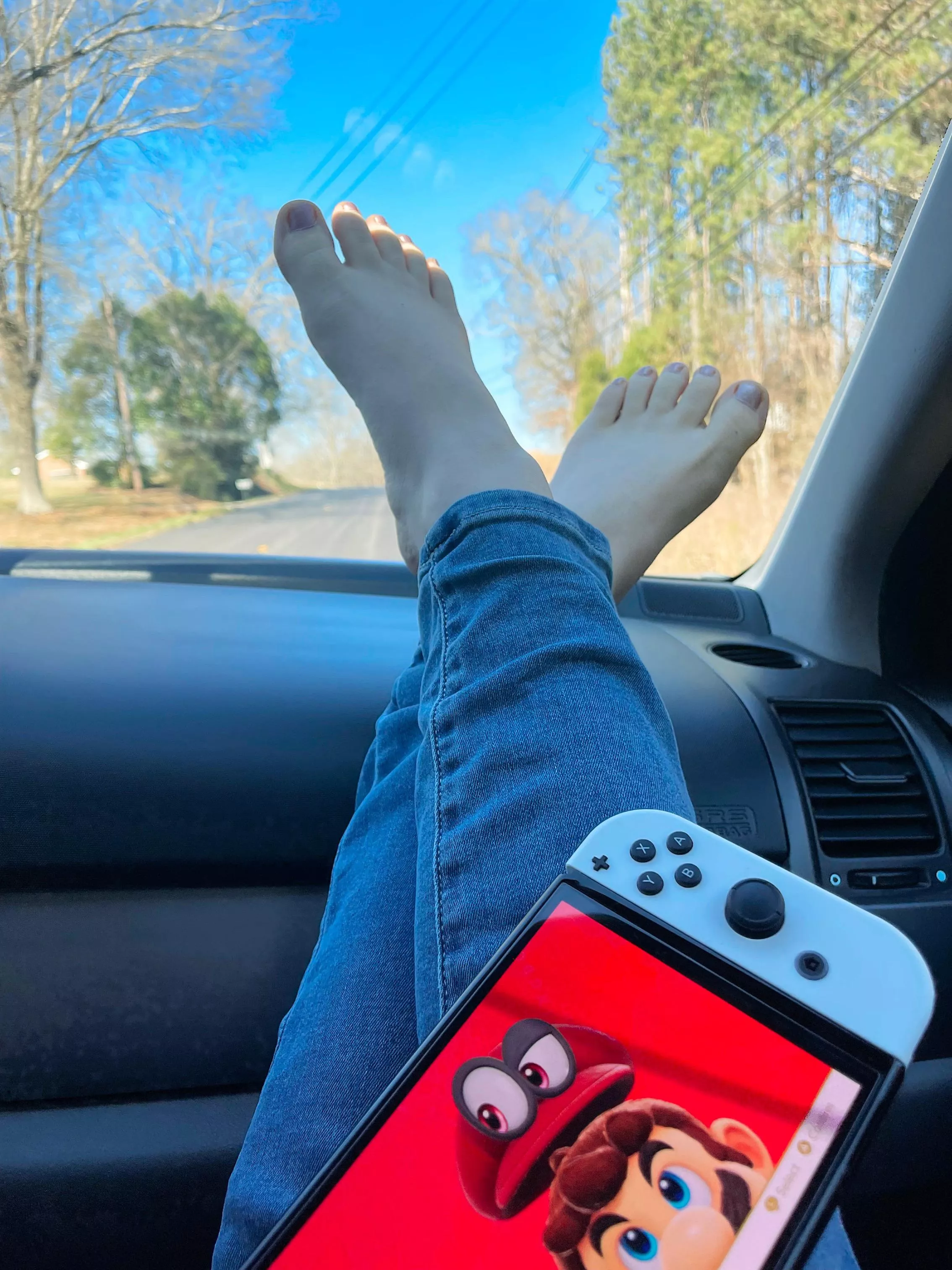 Playing Mario odyssey on a road trip. My tiny toes need new polish. What color should paint them? posted by DiligentAnxiety1872