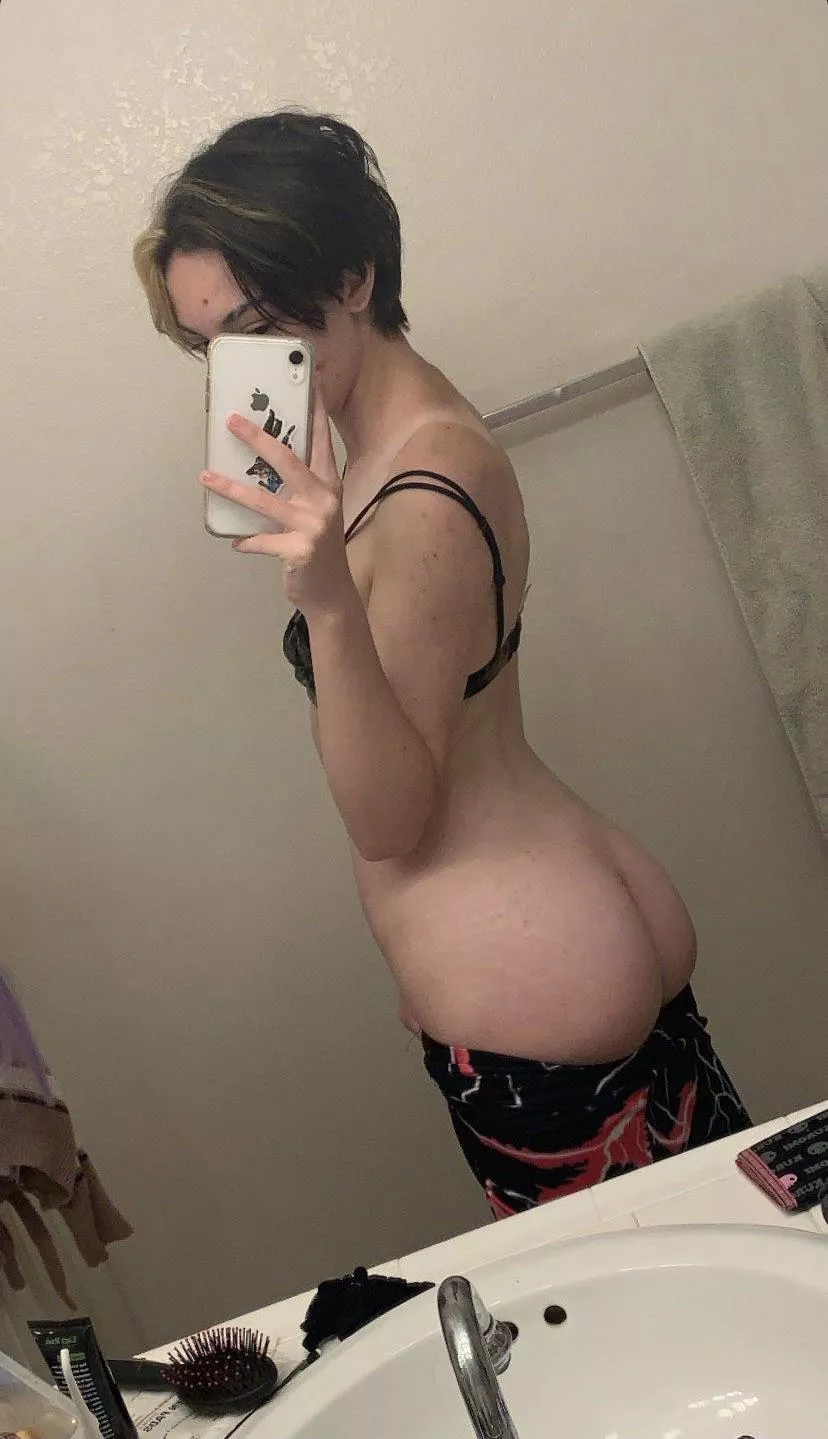 Pls enjoy my ass posted by Tina-loves