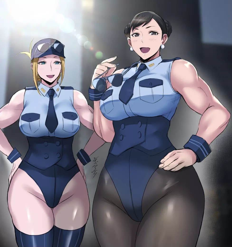 Police Lucia & Chun-Li (@shiibara_tetsu) [Street Fighter] posted by elee0228