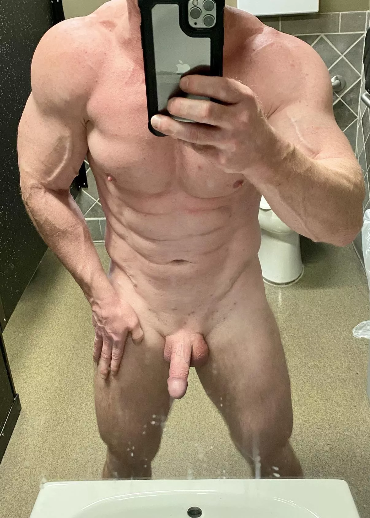 Post gy(m) shameless bathroom selfie posted by buffginger