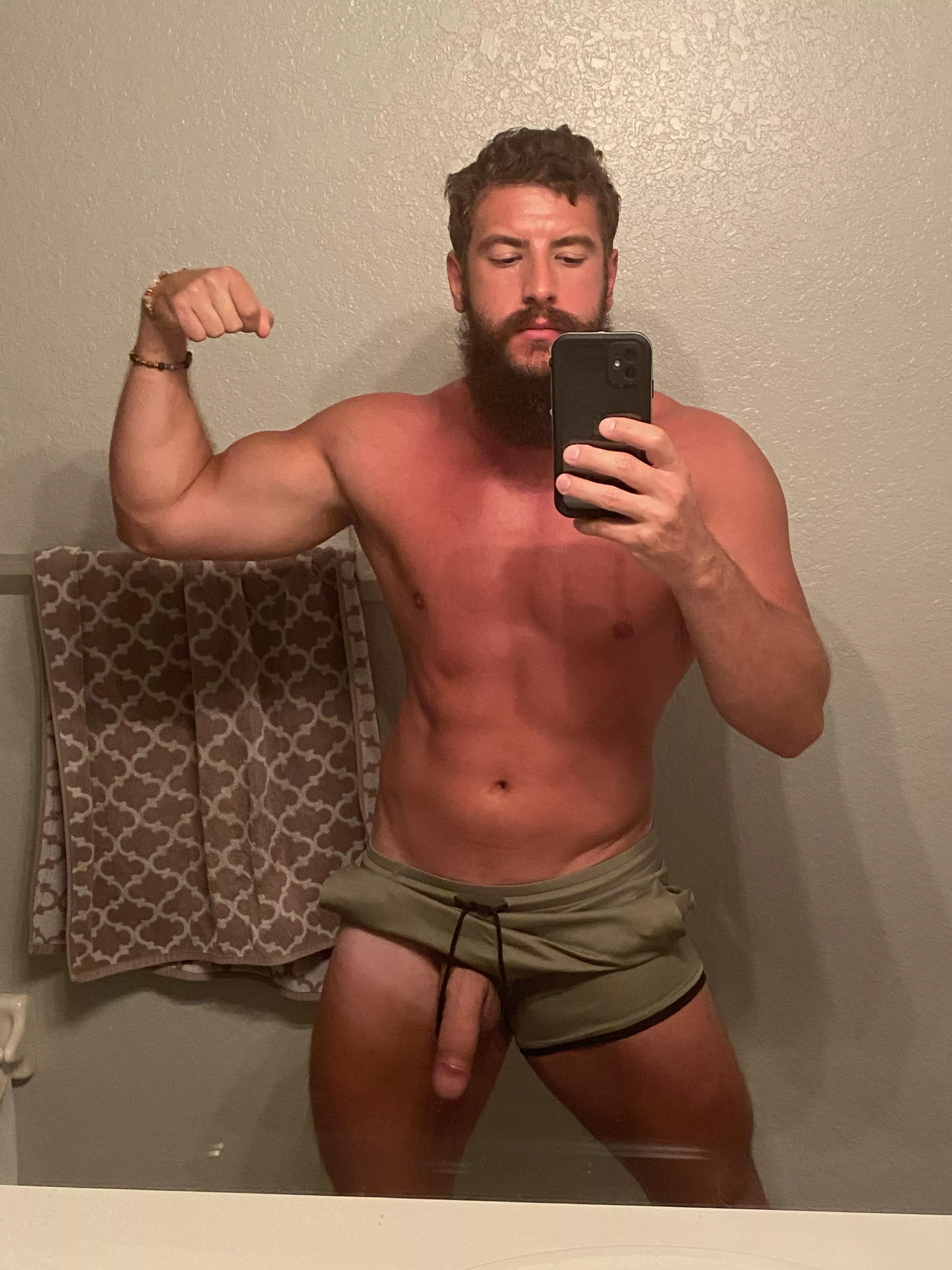 Post jerk selfie, enjoy! posted by GuestOk4188