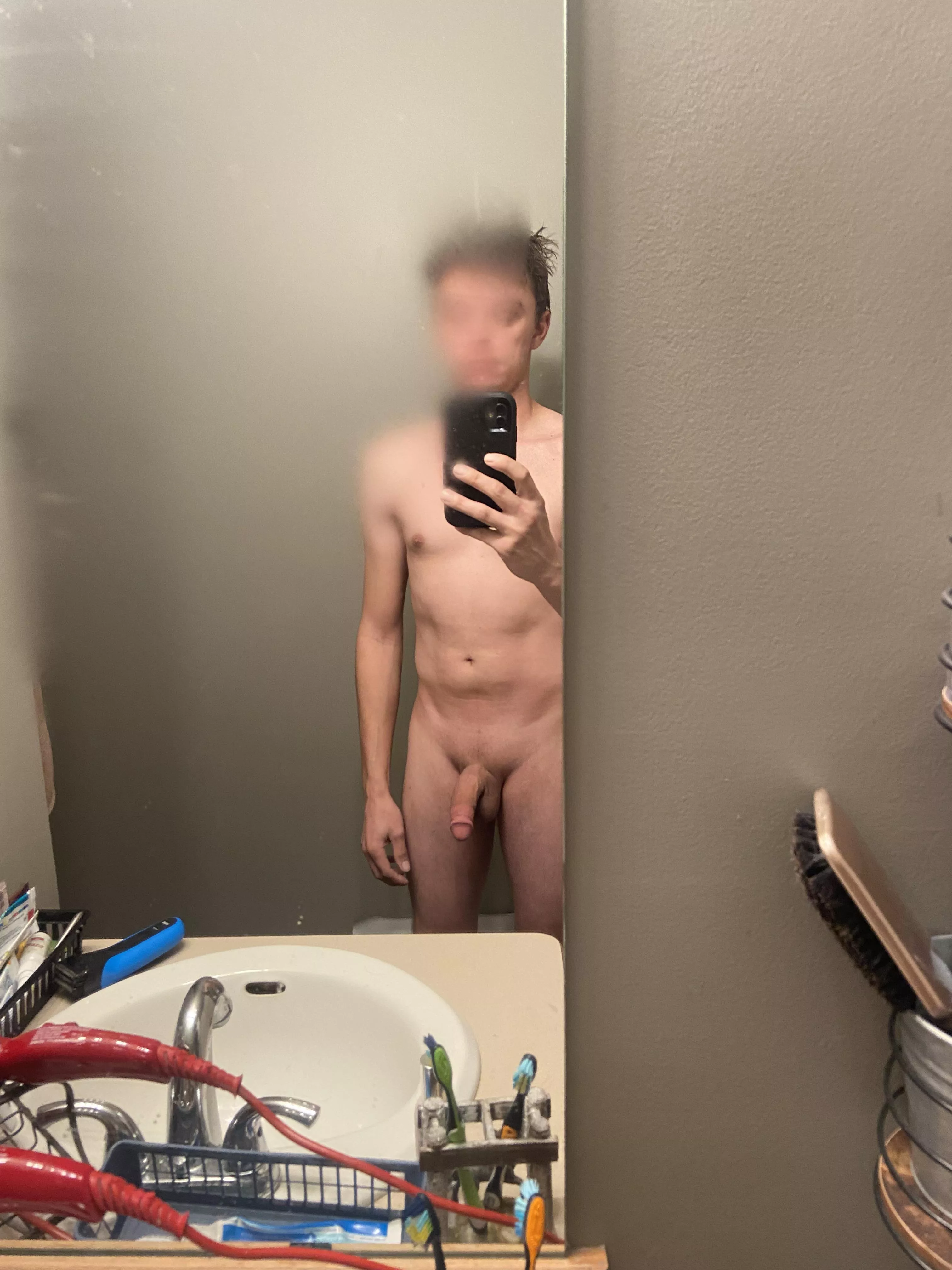 Post shower, fresh shave posted by f1392